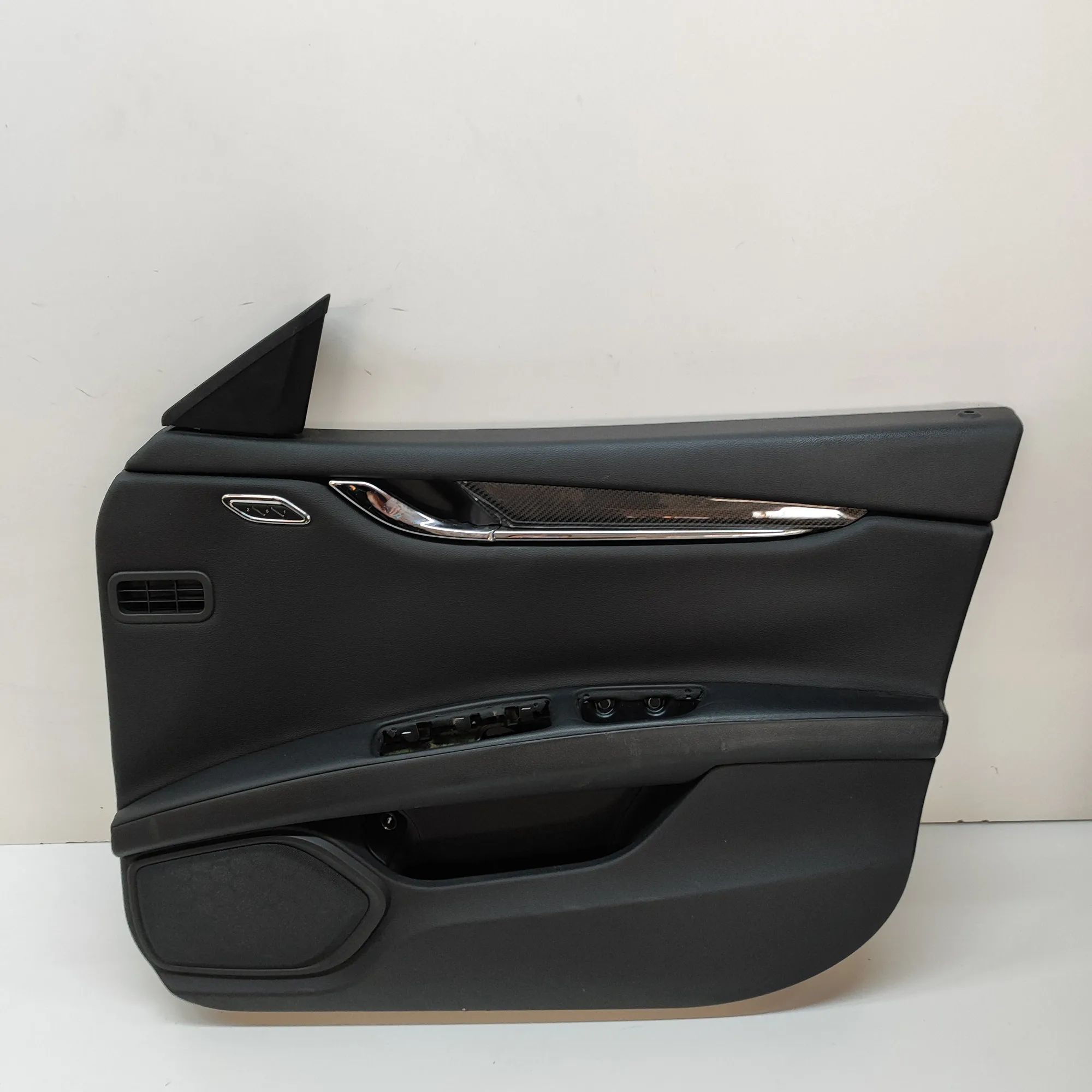 Maserati Quattroporte Front Right Door Panel Front Right Door Panel — MASERATI QUATTROPORTE ...