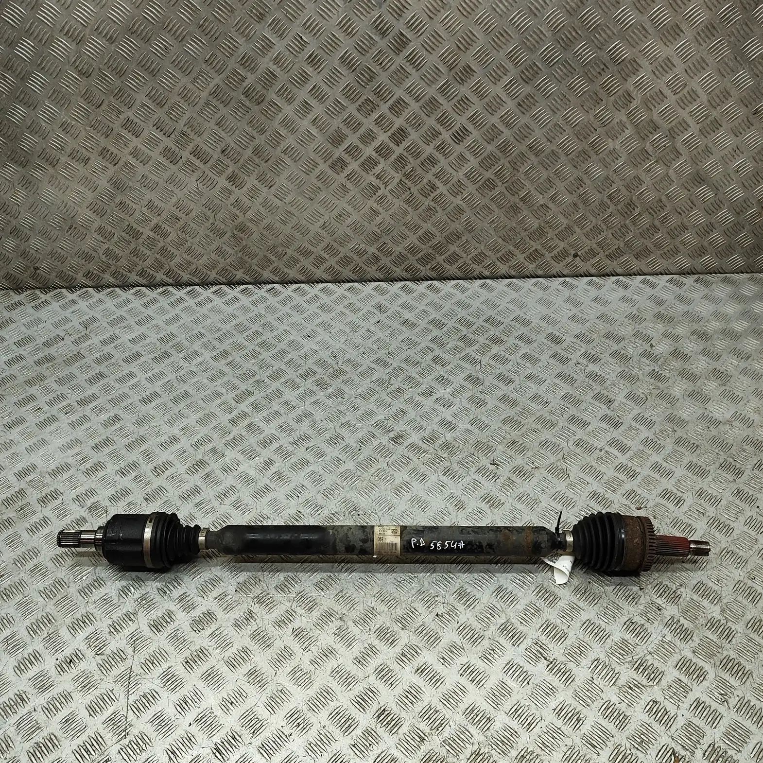 Hyundai Tucson Front Right Driveshaft Front Right Driveshaft — HYUNDAI TUCSON (TL, TL...