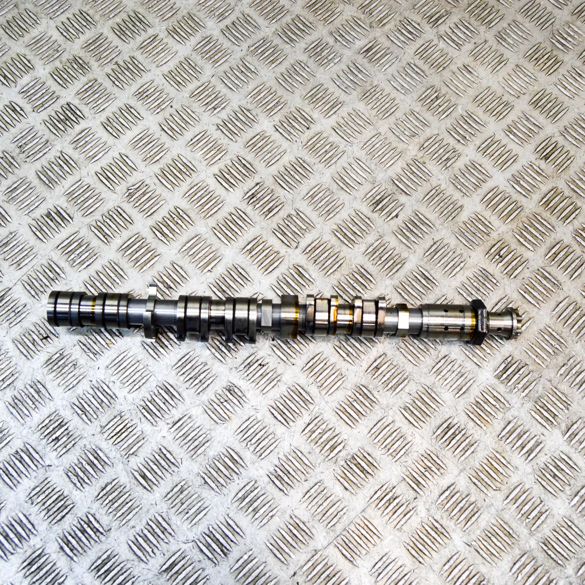 Porsche 911 (991) Intake Camshaft Intake camshaft — PORSCHE 911 (991) (2011-2020)...