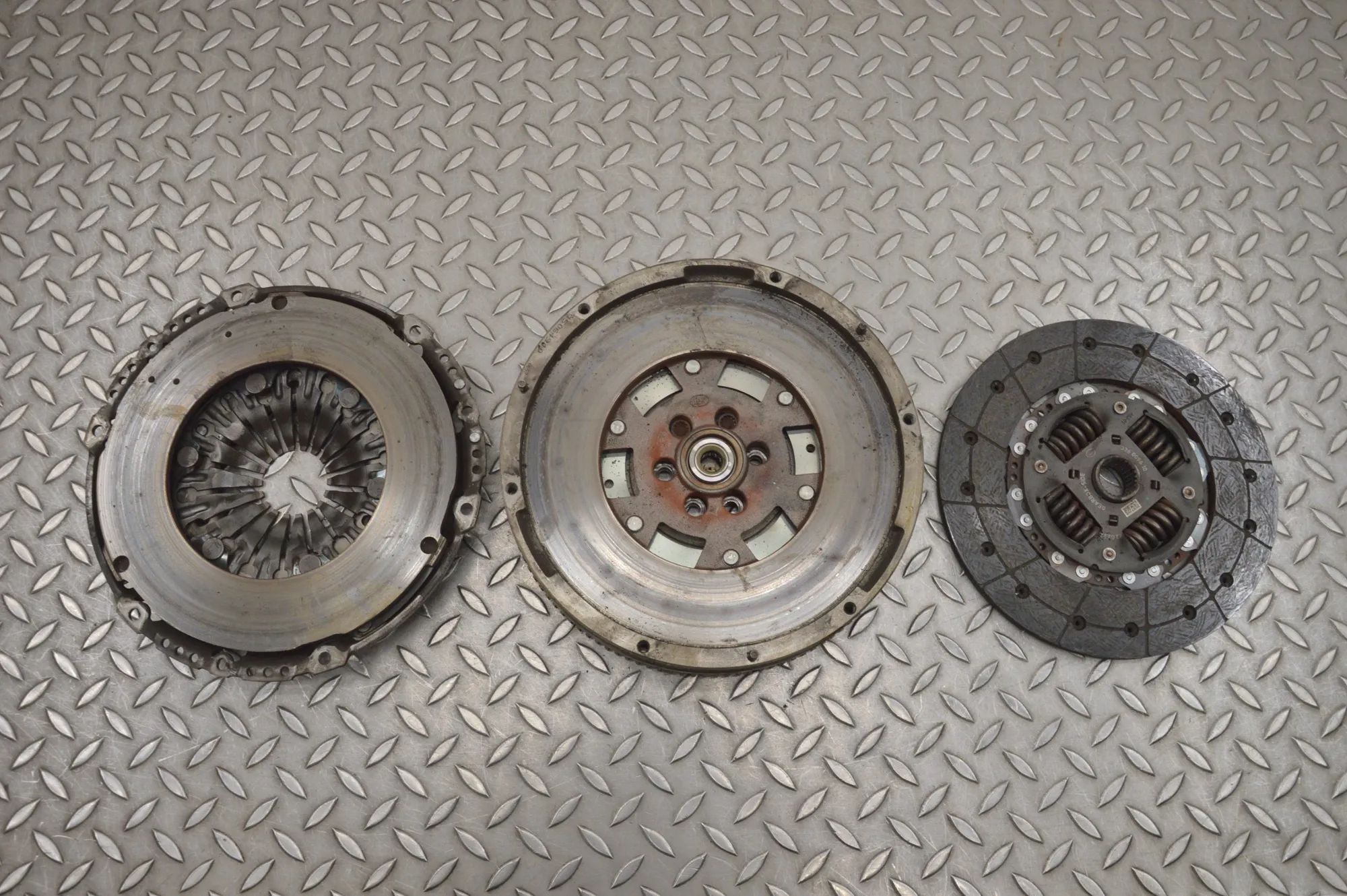 Volkswagen Crafter комплект сцепления Clutch kit — VW CRAFTER (30-50 Van 2E_) (2006-2...