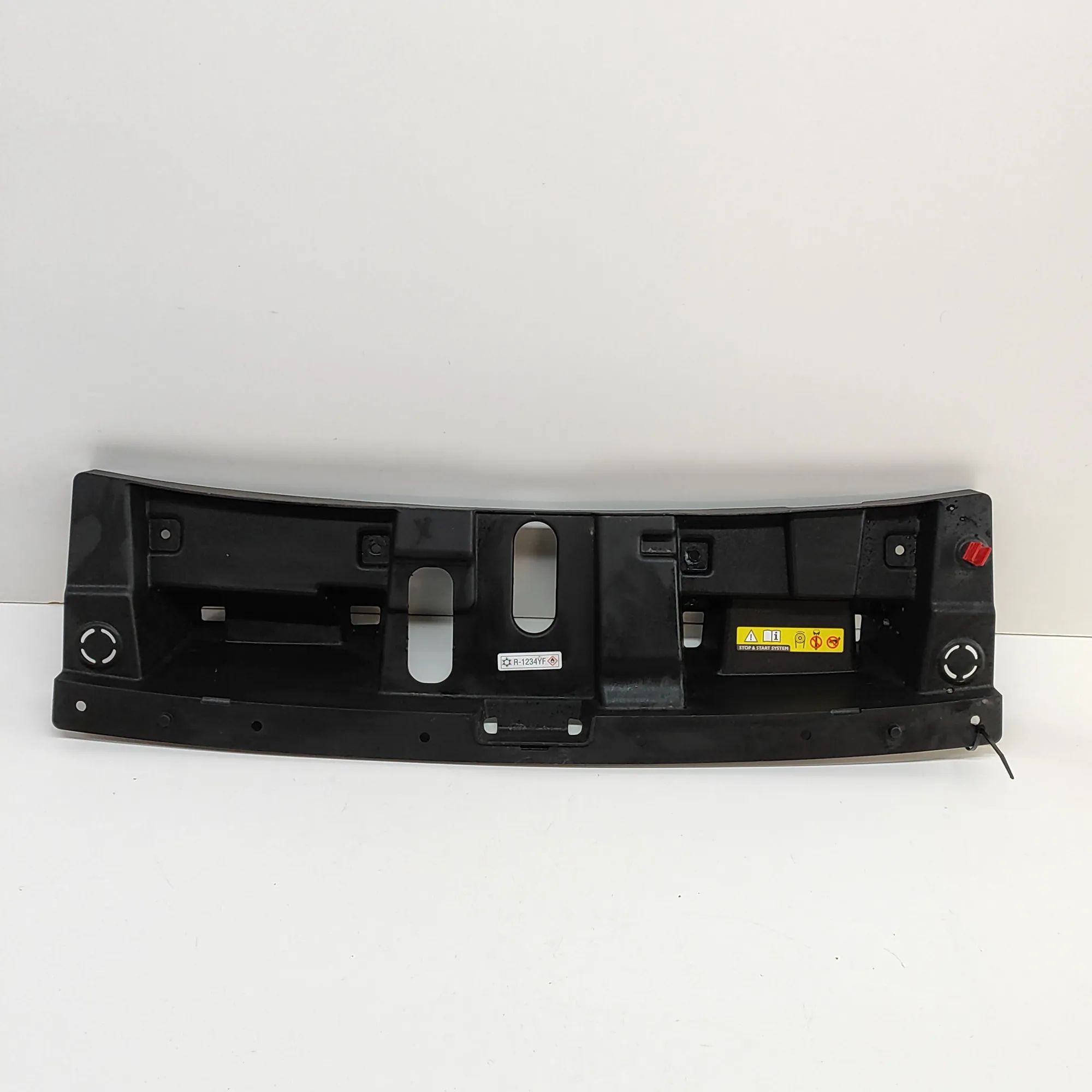 Jeep Avenger Slam Panel Frame Plastic Trim Slam Panel Frame Plastic Trim — JEEP AVENGER (J...