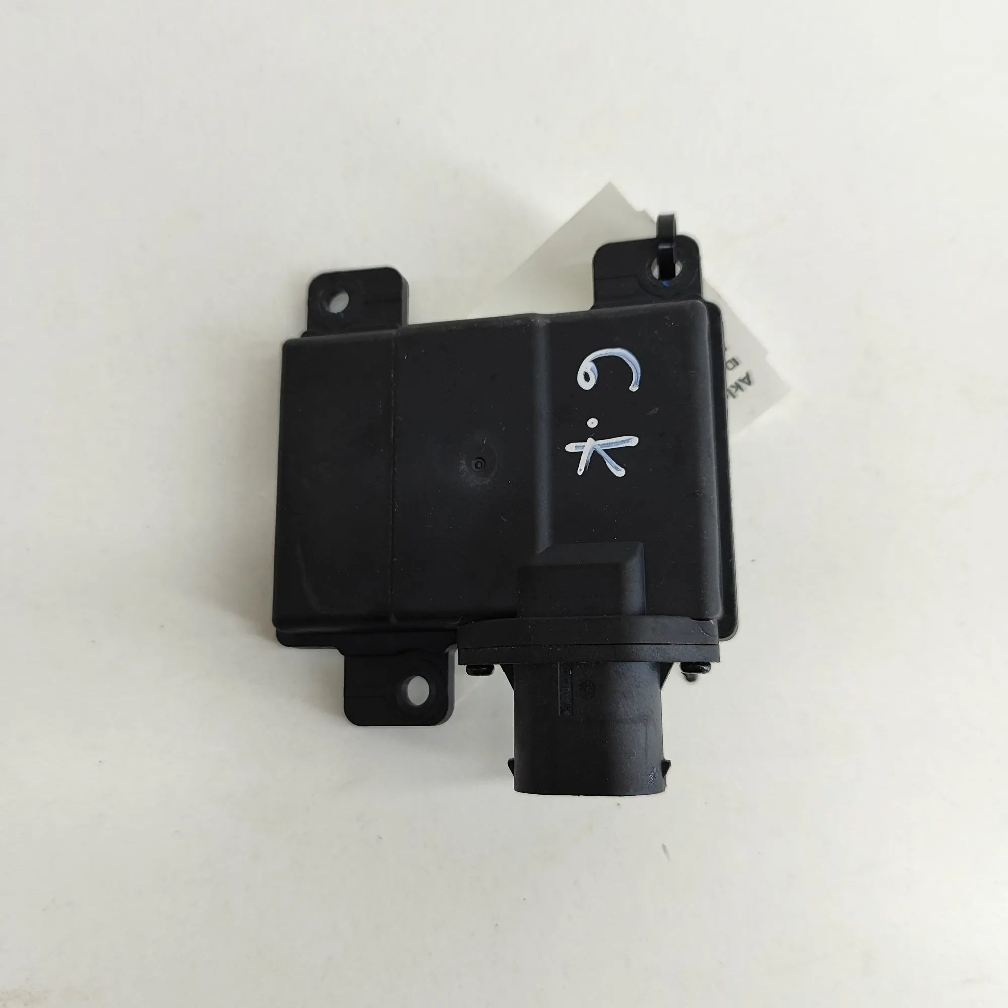 Hyundai Tucson Blind Spot Control Module Blind Spot Control Module — HYUNDAI TUCSON (NX4...