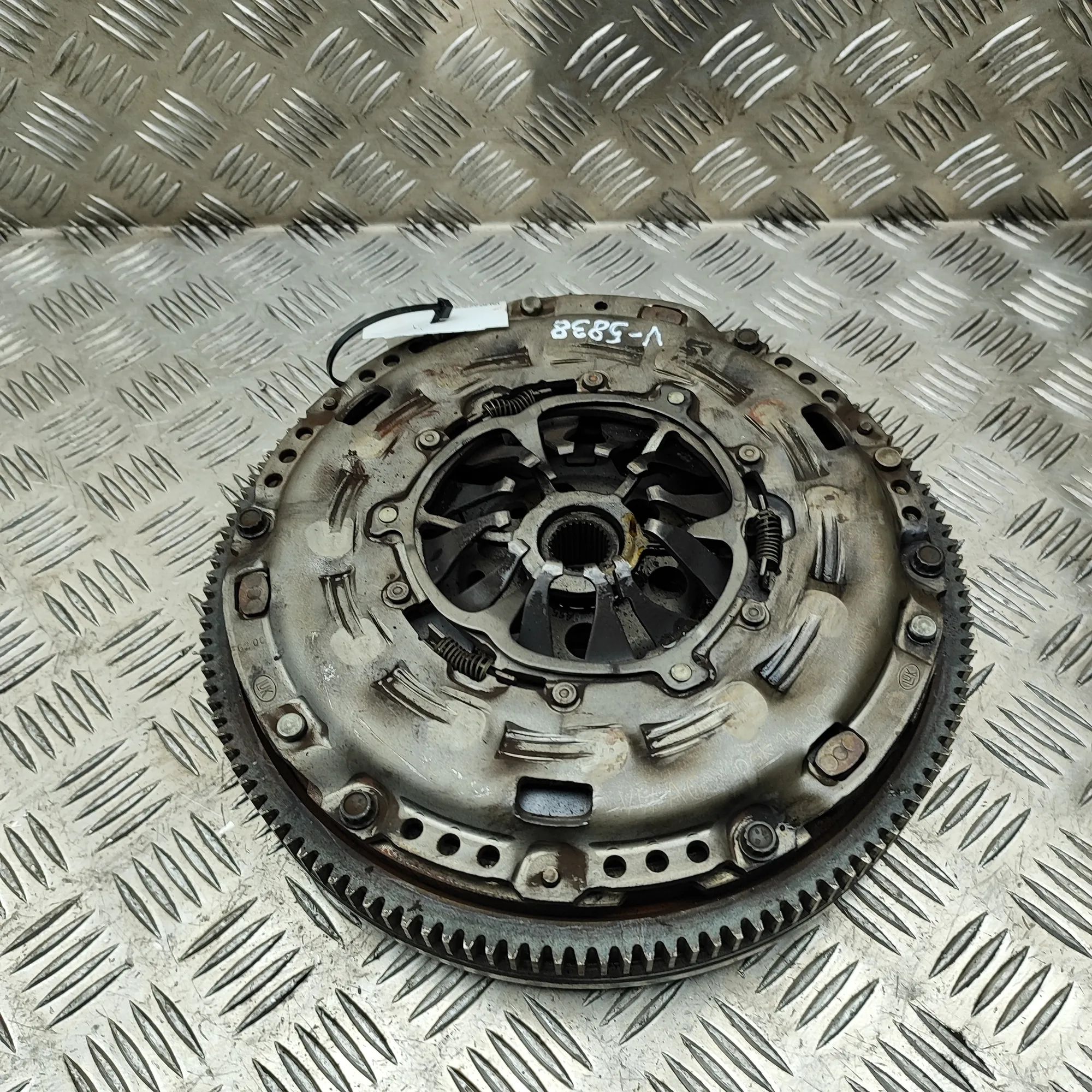 Audi TT (8S) комплект сцепления Clutch kit — AUDI TT (FV3) (2014-...) — 06K1410...