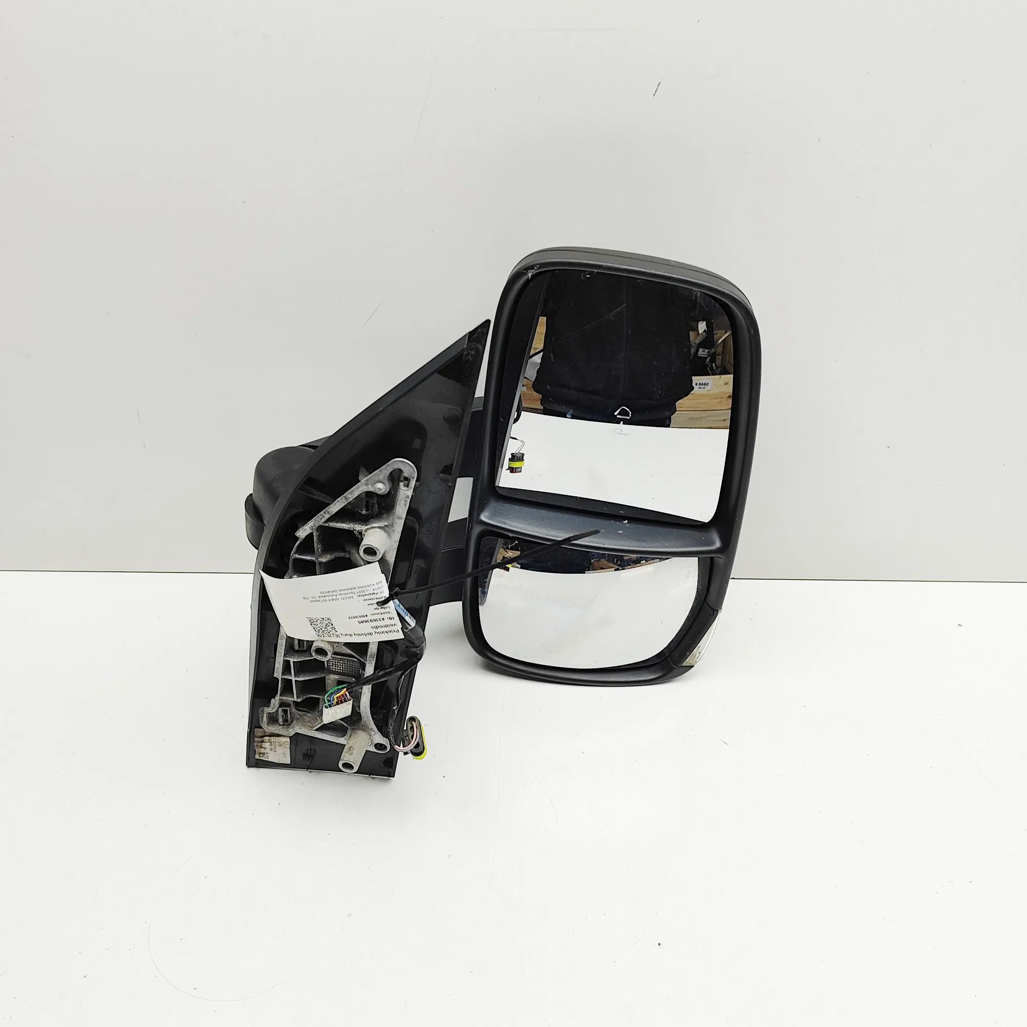 Iveco Daily Right Side Wing Mirror Right Side Wing Mirror — IVECO DAILY (VI Flatbe...