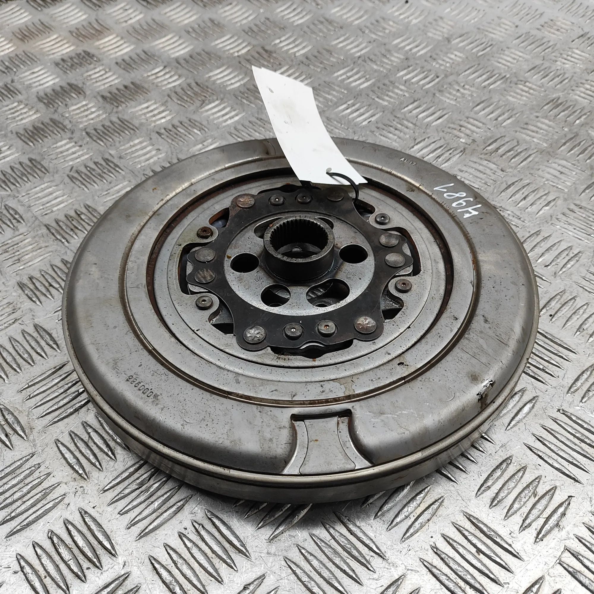 Volkswagen Arteon Flywheel Disc Automatic Flywheel Disc Automatic — VW ARTEON (SHOOTING B...
