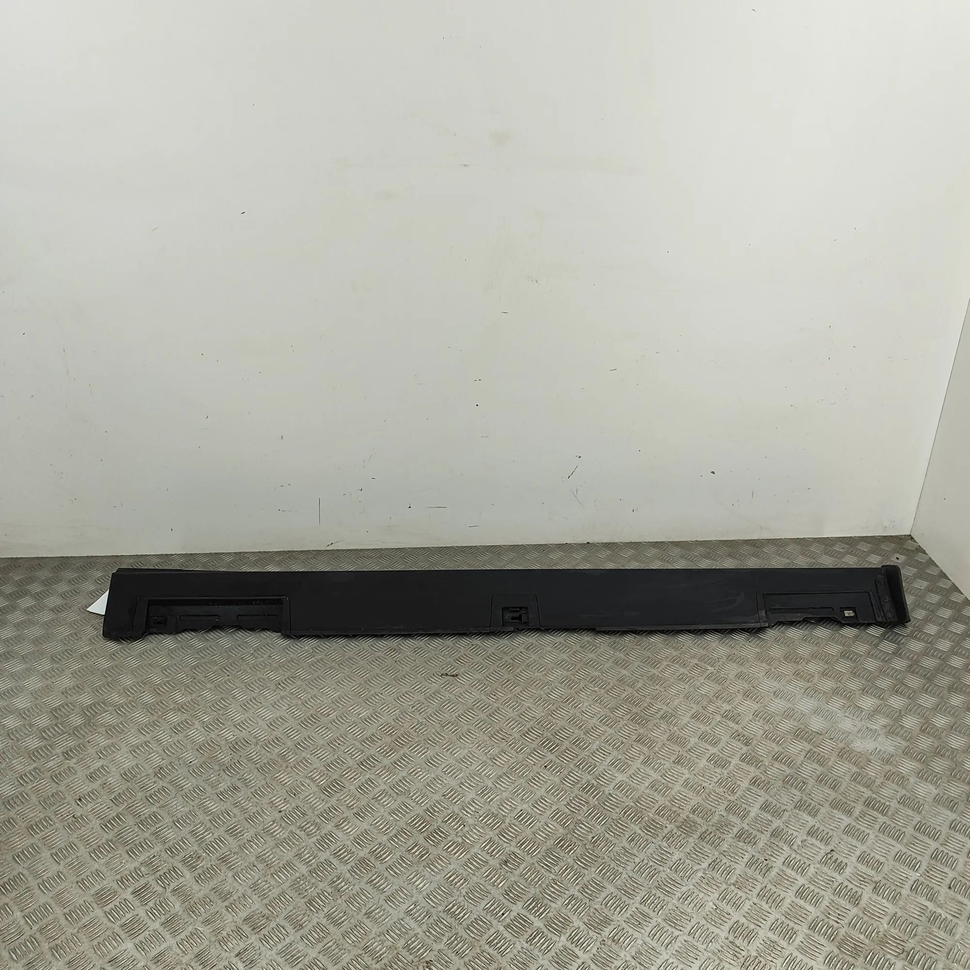 Mazda 3 (BP) Left Side Plastic Sideskirt Cover Left Side Plastic Sideskirt Cover — MAZDA CX-3 ...