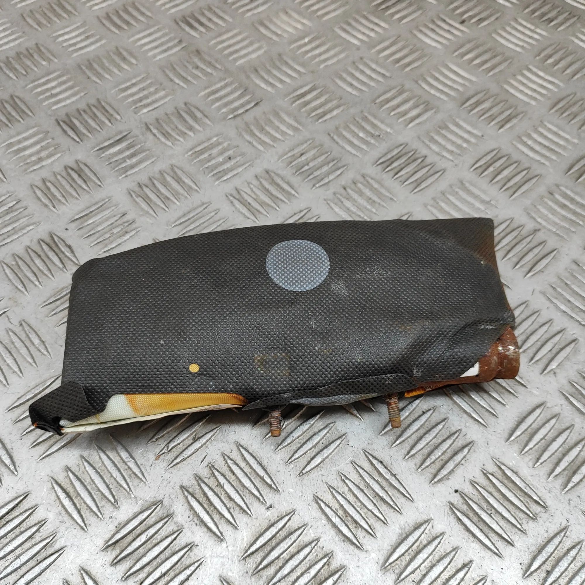 Maserati Ghibli Seat airbag (SRS) — front left Seat airbag (SRS) — front left — MASERATI GHIBL...