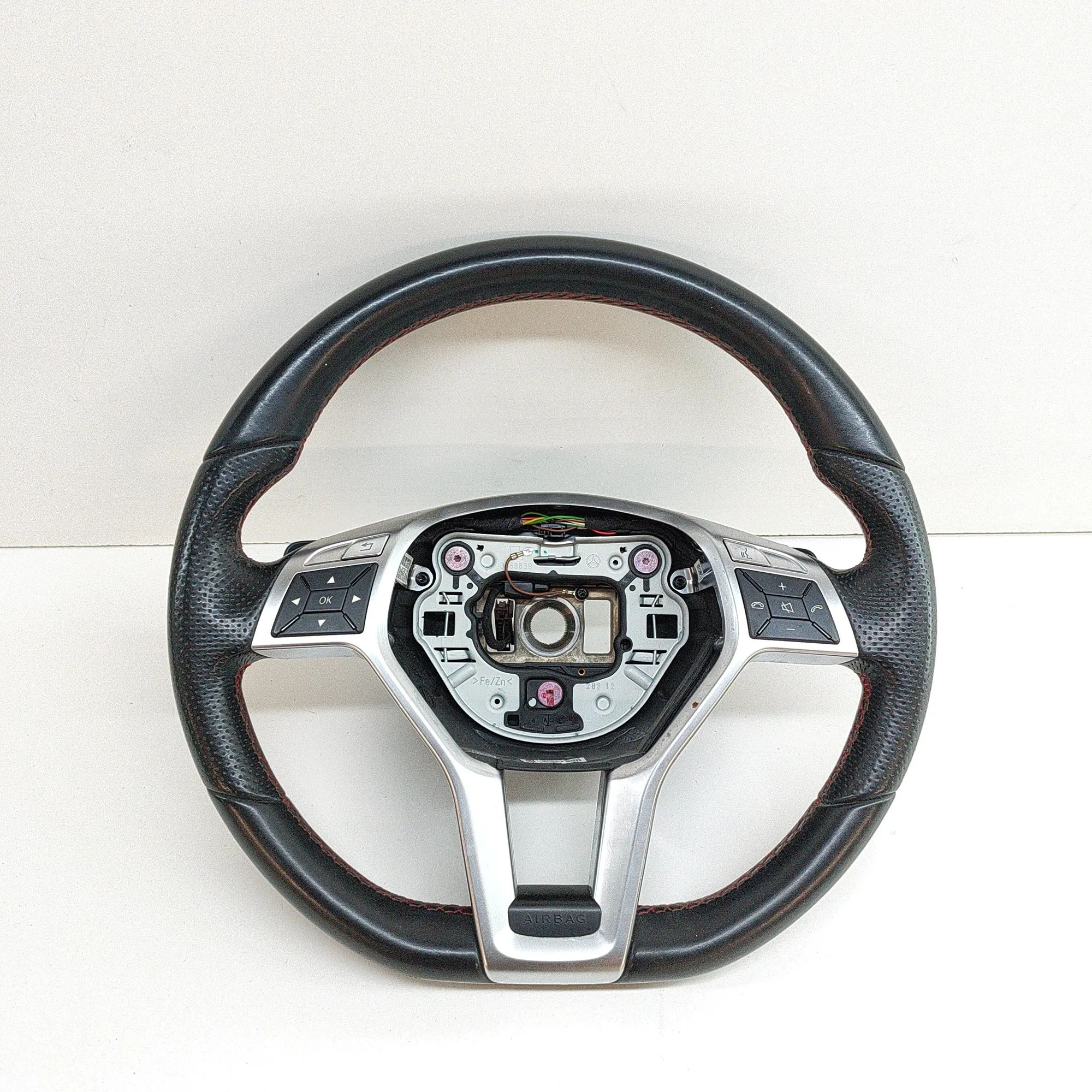 Mercedes-Benz CLA (C117) steering wheel Steering Wheel — MERCEDES BENZ CLA (Coupe C117)...