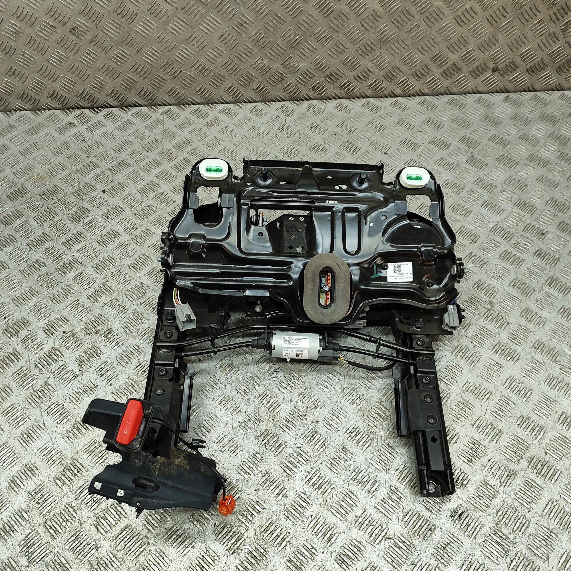 Land Rover Range Rover (L405) Other Seat Parts Other Seat Parts — LAND ROVER RANGE ROVER (IV L...