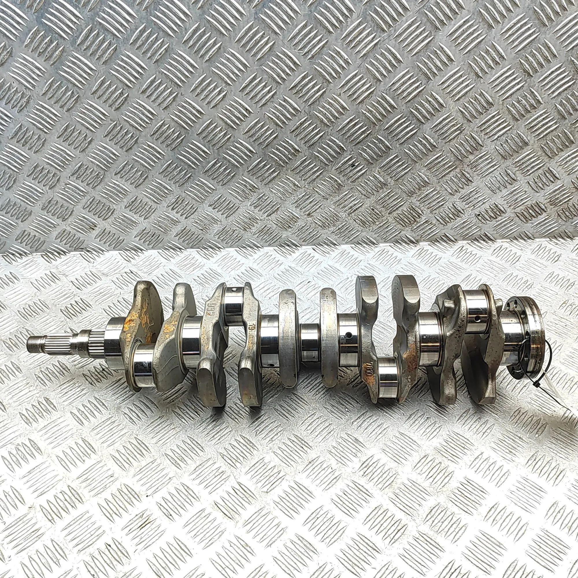 Volvo V70 väntvõll Crankshaft — VOLVO V70 (III BW) (2007-2016) — 9...