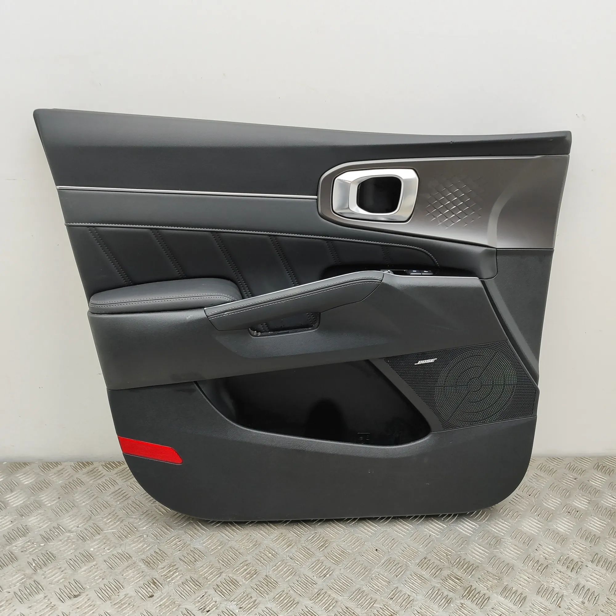 Kia Sorento Front Left Door Panel Front Left Door Panel — KIA SORENTO (IV MQ4, MQ...