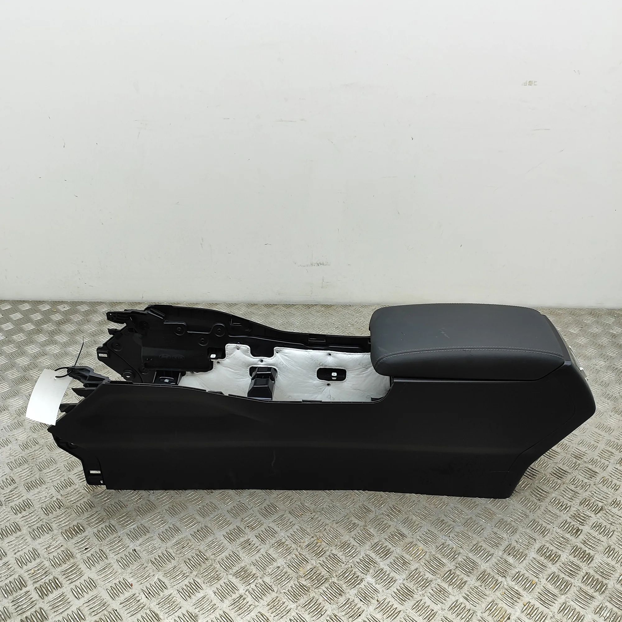 Kia Sorento center console center Console — KIA SORENTO (IV MQ4, MQ4A) (20...