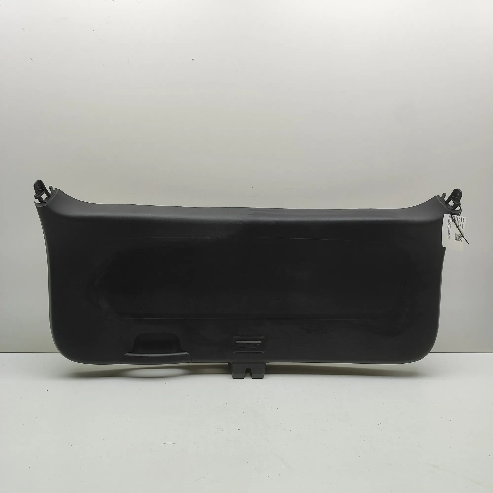 Kia Sorento Tailgate Bootlid Cover Trim Tailgate Bootlid Cover Trim — KIA SORENTO (IV M...
