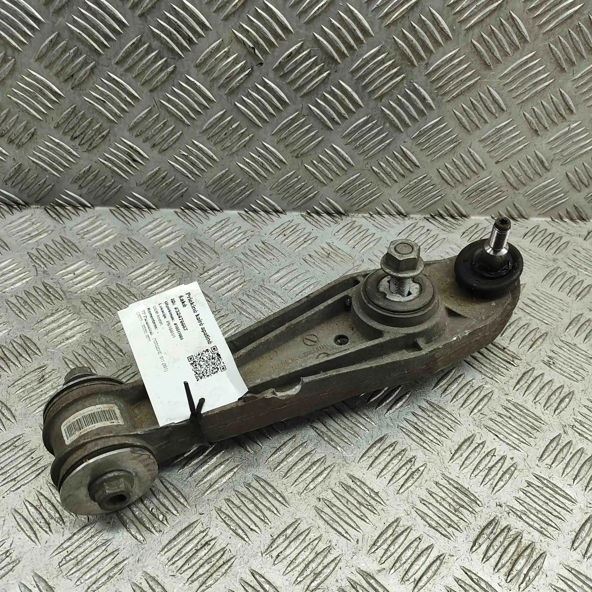 Porsche 911 (991) Front Left Lower Control Arm Front Left Lower Control Arm — PORSCHE 911 (991...