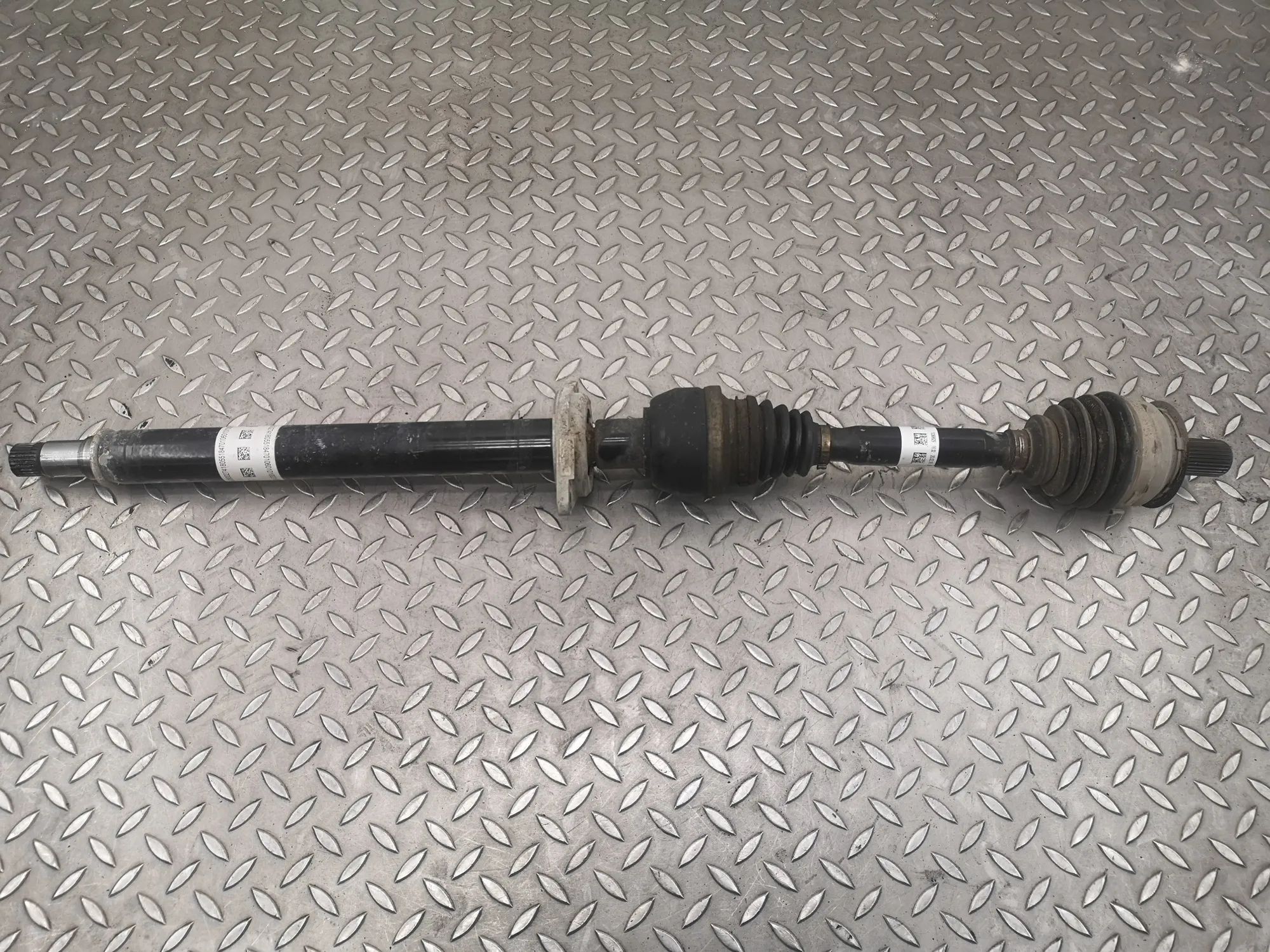 Mercedes-Benz A (W176) Front Right Driveshaft Front Right Driveshaft — MERCEDES BENZ A-CLASS ...