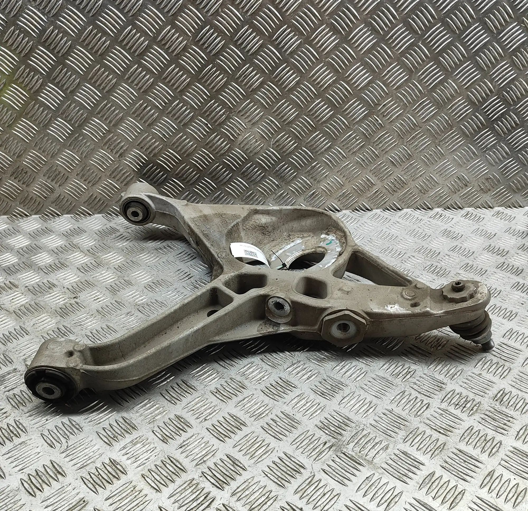 Mercedes-Benz GLE (W167) Rear Right Lower Control Arm Rear Right Lower Control Arm — MERCEDES BENZ GL...