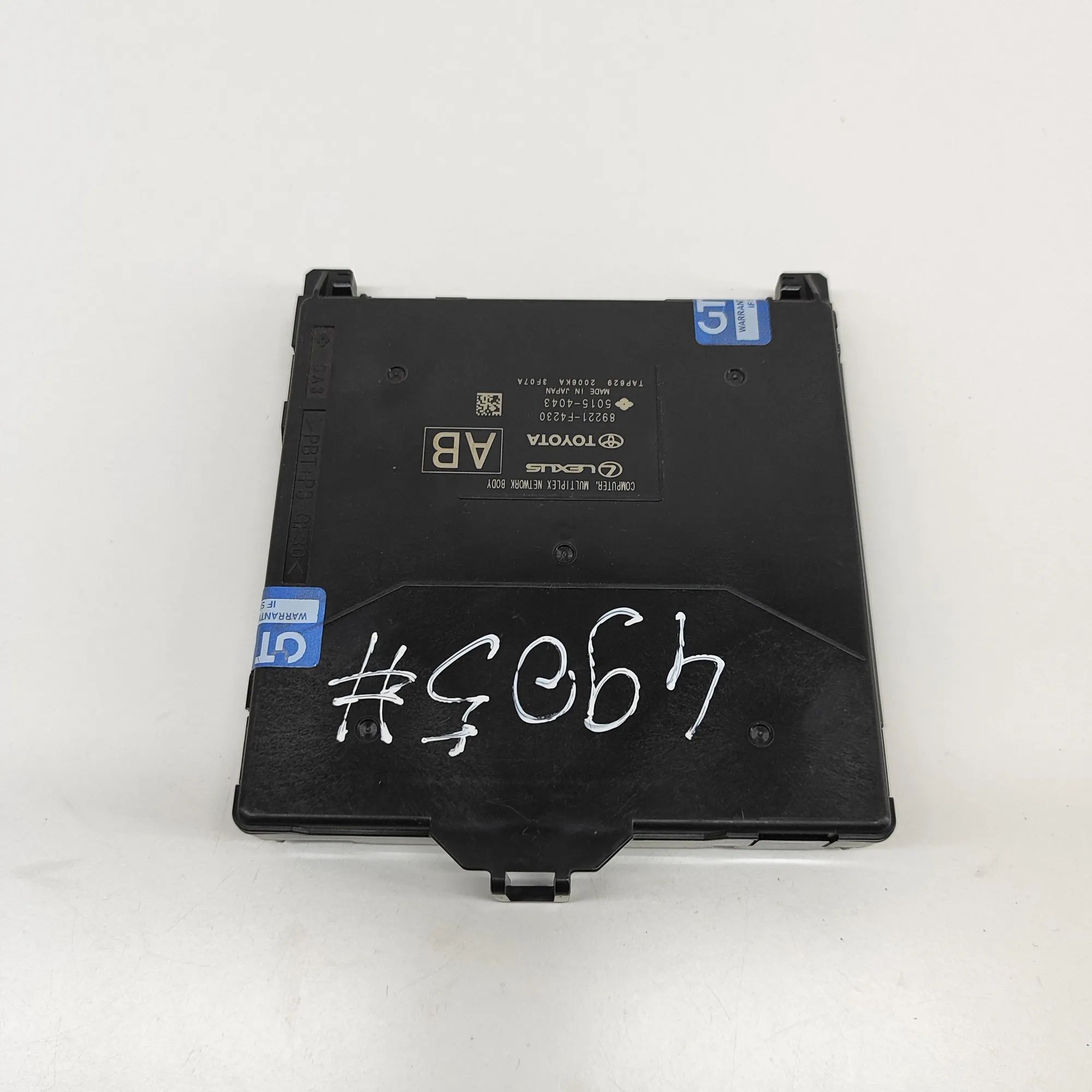 Toyota C-HR Comfort Control Unit Comfort Control Unit — TOYOTA C-HR (_X2_, _H2_)...