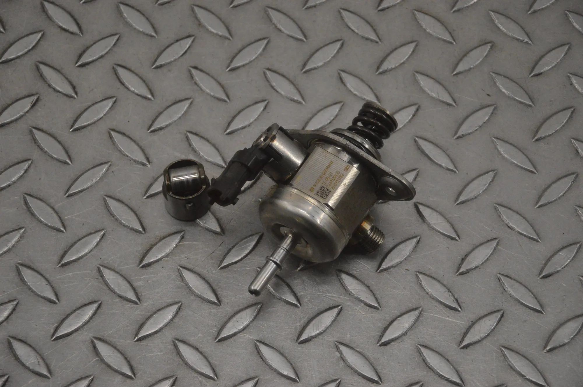 Alfa-Romeo Giulia (952) насос топлива Fuel pump — ALFA ROMEO GIULIA (952_) (2015-...)...