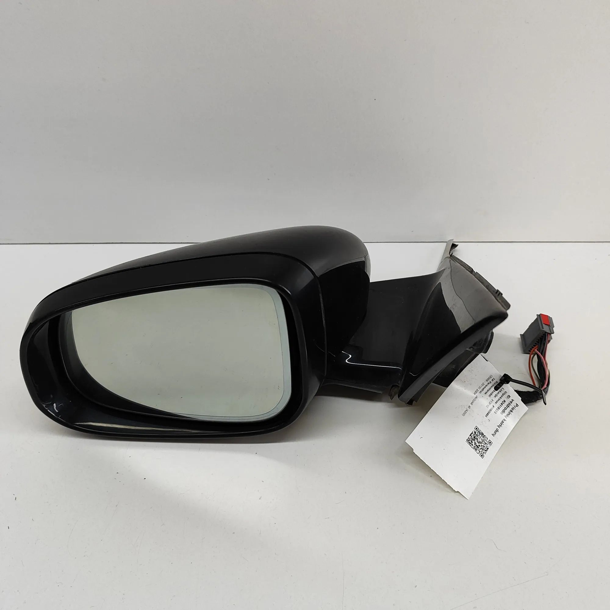 Jaguar XF Left Side Wing Mirror Left Side Wing Mirror — JAGUAR XF (X250) (2008-...