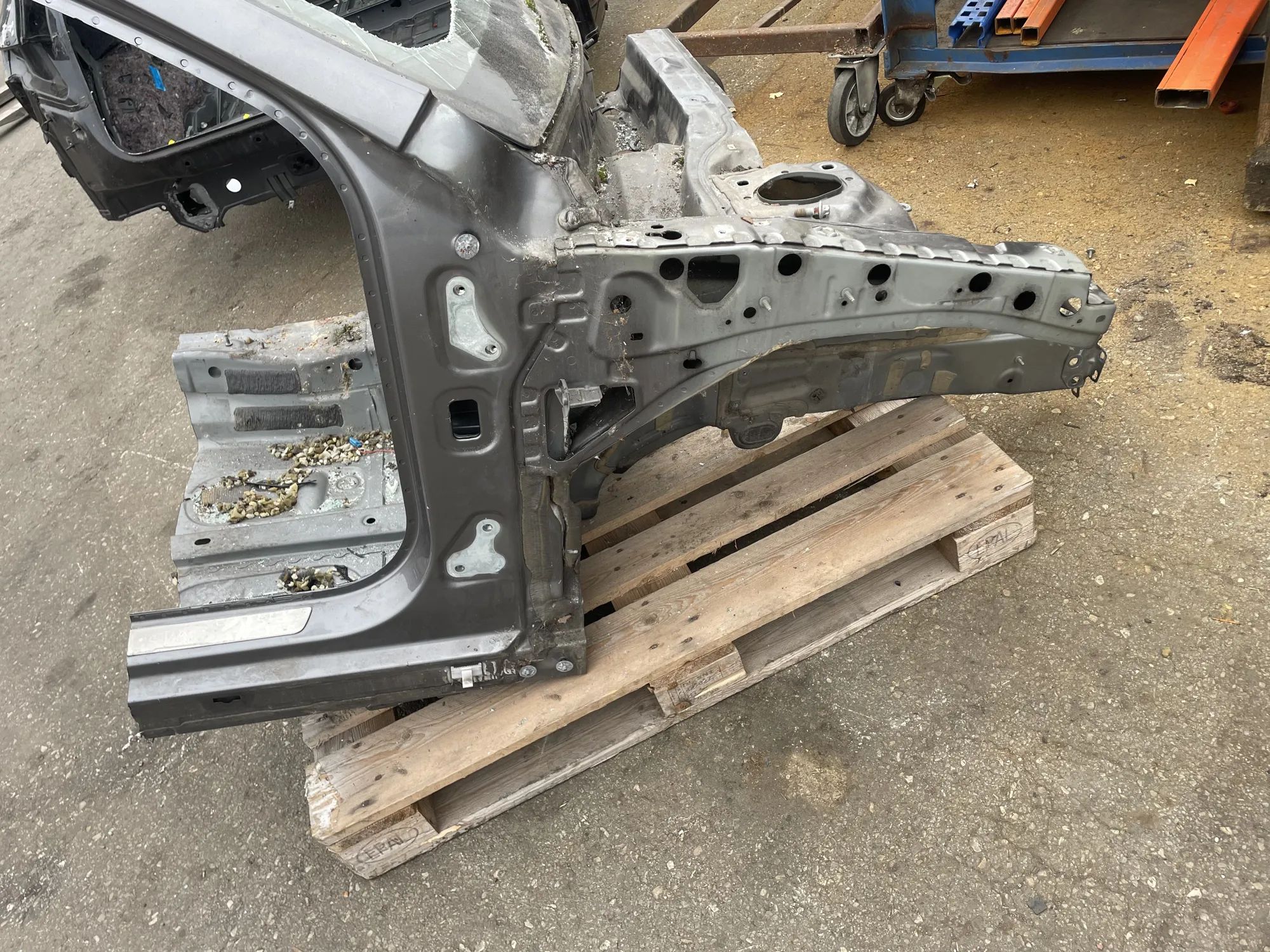 Mercedes-Benz A (W176) Front Right Quarter Panel Front right quarter panel — MERCEDES BENZ A-CLA...