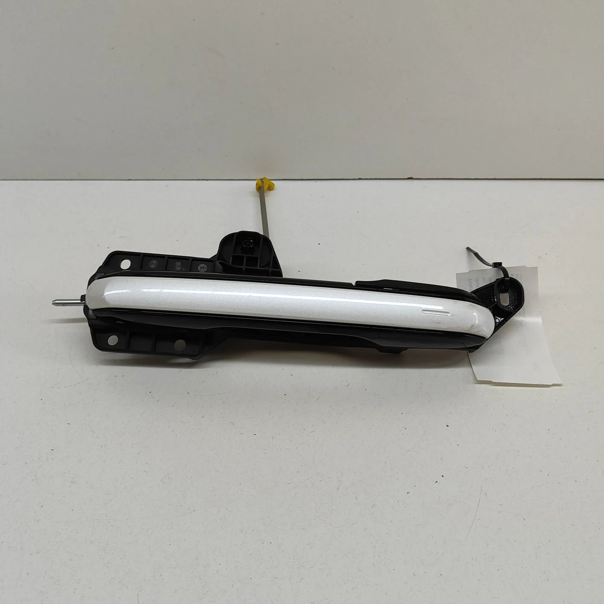 Lexus RX Exterior door handle — front left Exterior door handle — front left — LEXUS RX (_...