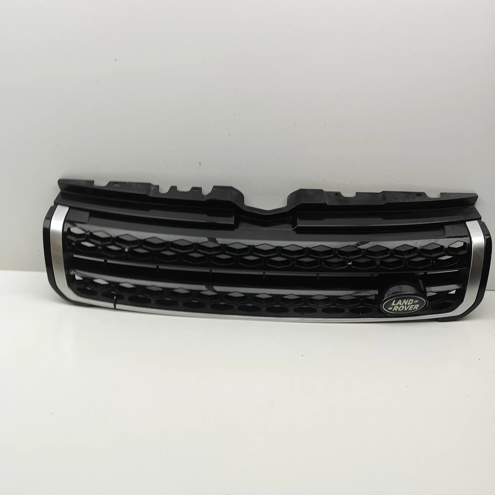 Land Rover Range Rover Evoque Radiator Grille Radiator grille — LAND ROVER RANGE ROVER EVOQUE...