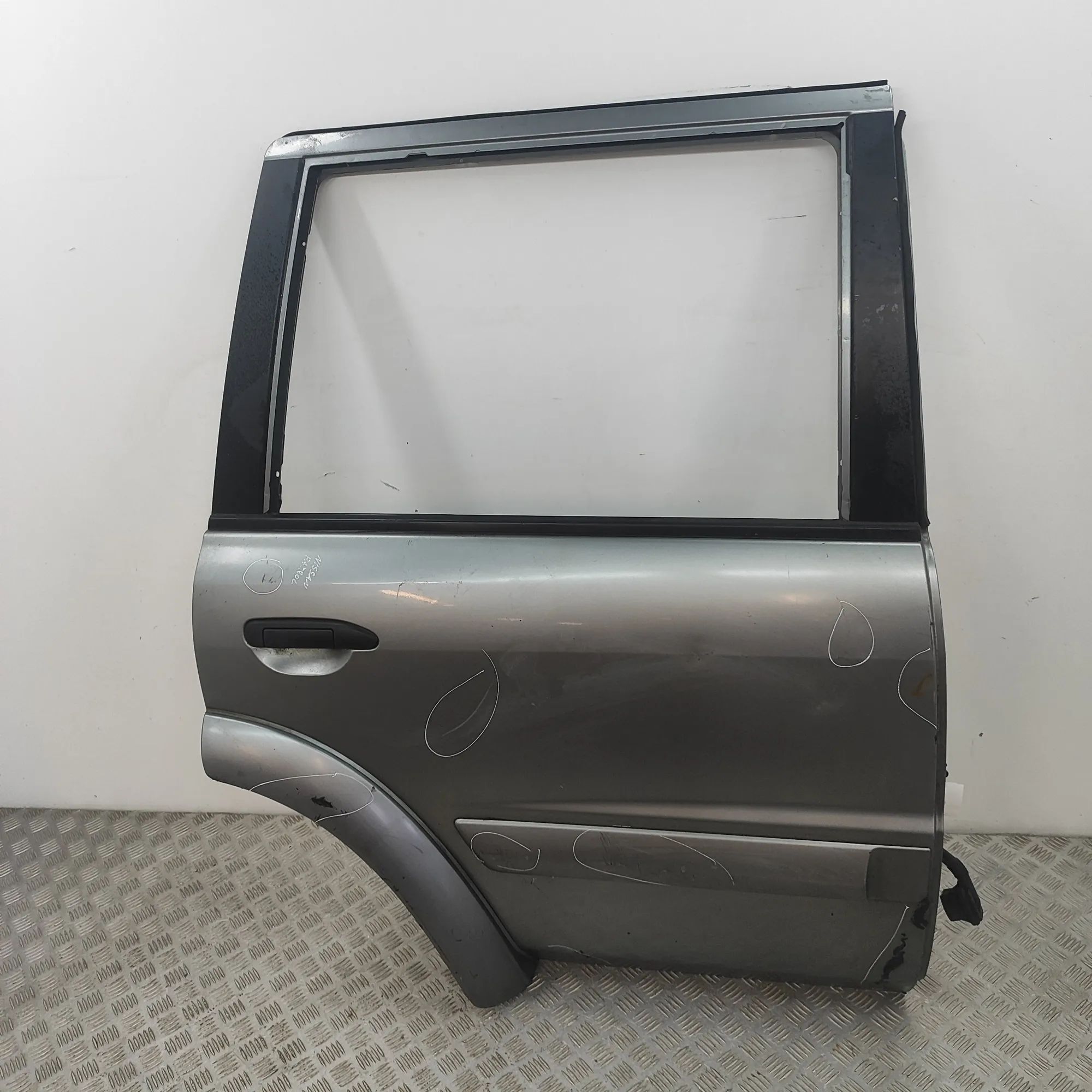 Nissan Patrol (Y60) Door — rear right Door — rear right — NISSAN PATROL (GR V Wagon Y...