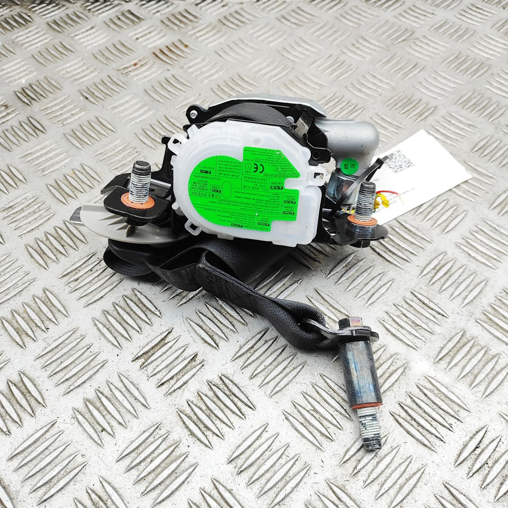 Kia Niro Rear Left Seatbelt Rear Left Seatbelt — KIA NIRO (2016-...) — 8987...
