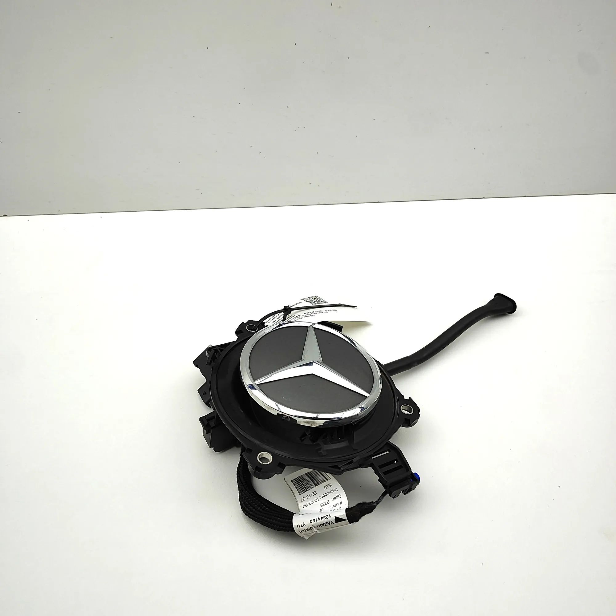 Mercedes-Benz A (W177) Tailgate Bootlid Handle Tailgate Bootlid Handle — MERCEDES BENZ EQAH243...