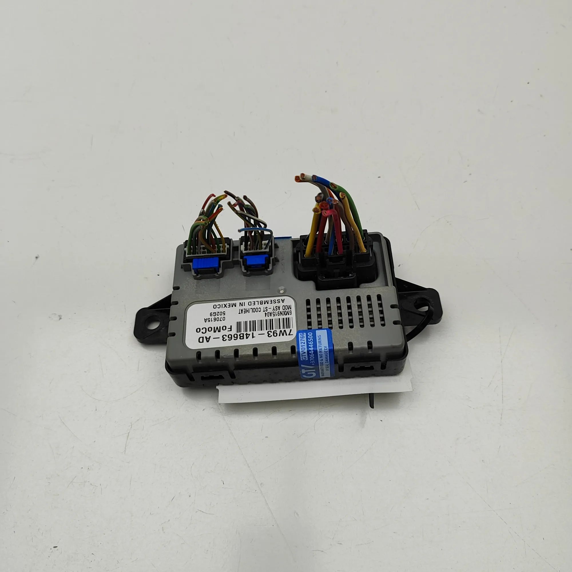 Jaguar XJ Front Left Seat Control Unit Front Left Seat Control Unit — JAGUAR XJ (X350)...