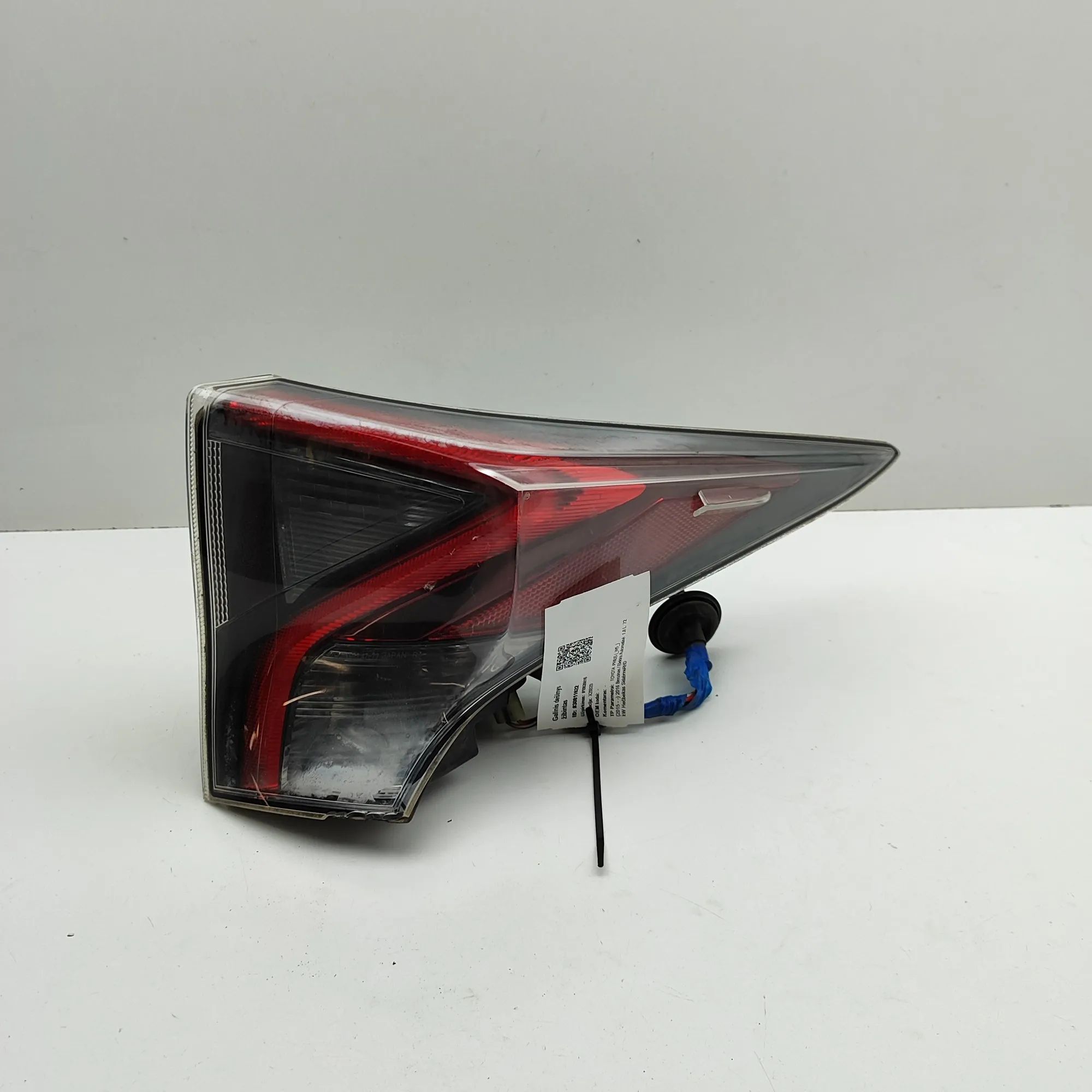 Toyota Prius+ Rear Right Tail Light Rear Right Tail Light — TOYOTA PRIUS (_W5_) (20...