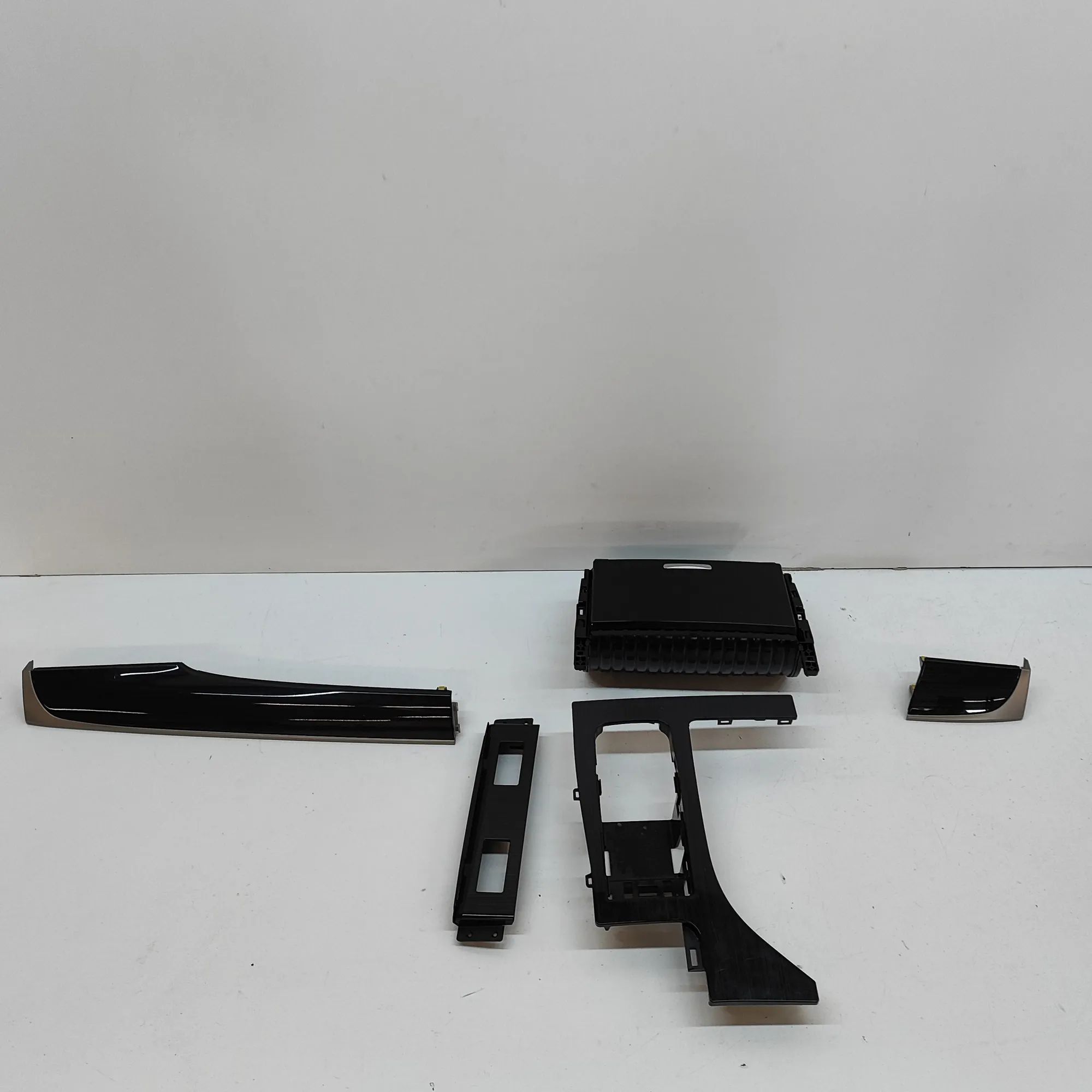 Lexus GS Interior Trim Strips Kit Interior Trim Strips Kit — LEXUS GS (_L1_) (201...