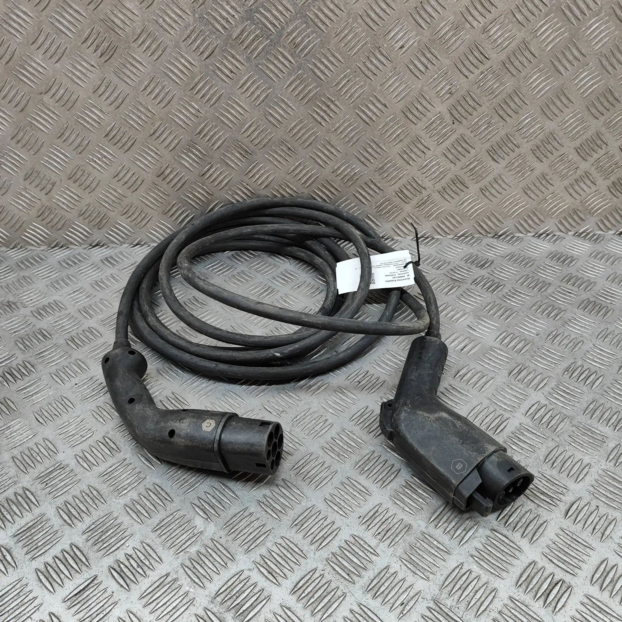 Toyota Prius+ Battery Charging Cable Battery charging cable — TOYOTA PRIUS (_W5_) (2...