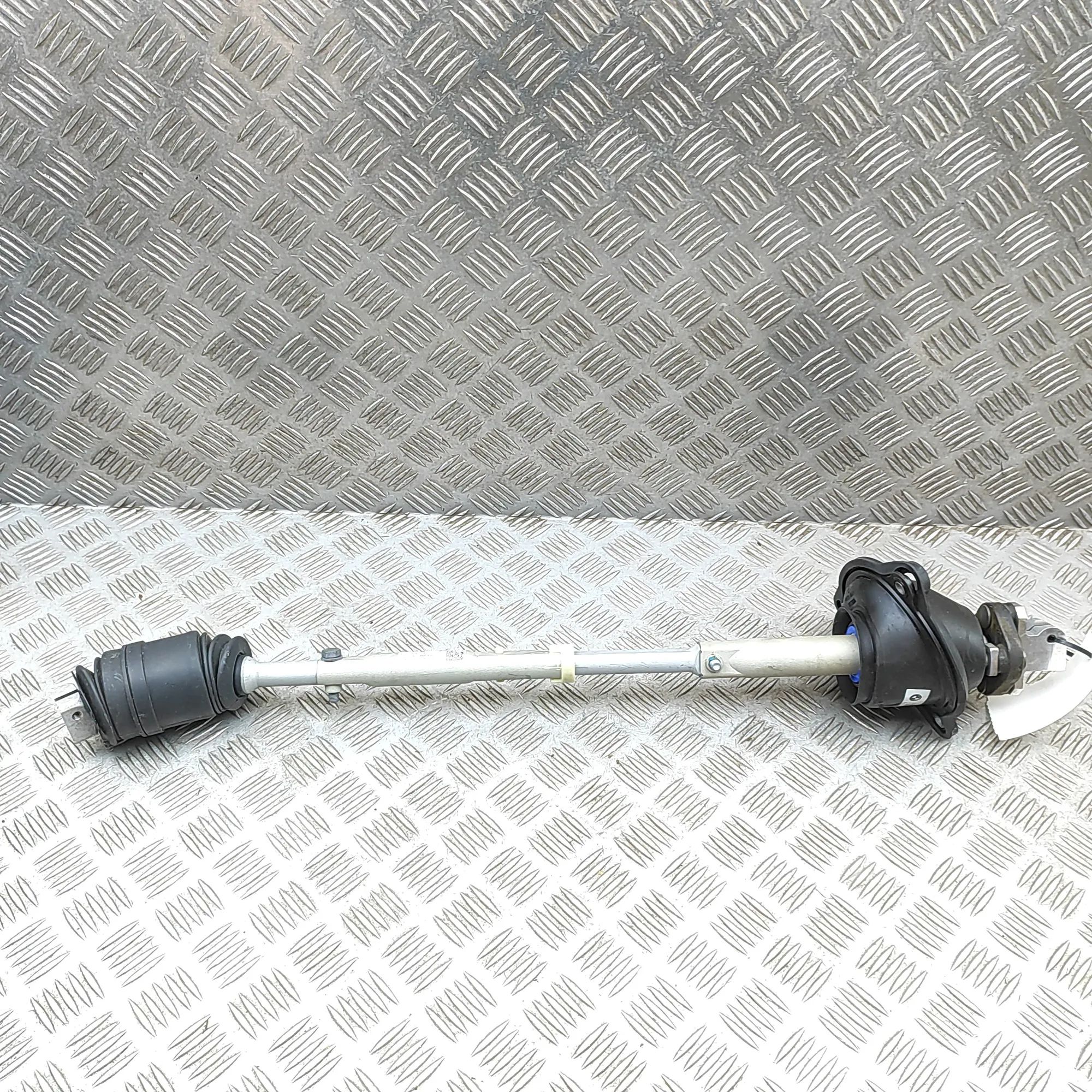 BMW 5 (G30 / G31) Steering Column Shaft Joint Steering Column Shaft Joint — BMW 5 SERIES (G60...