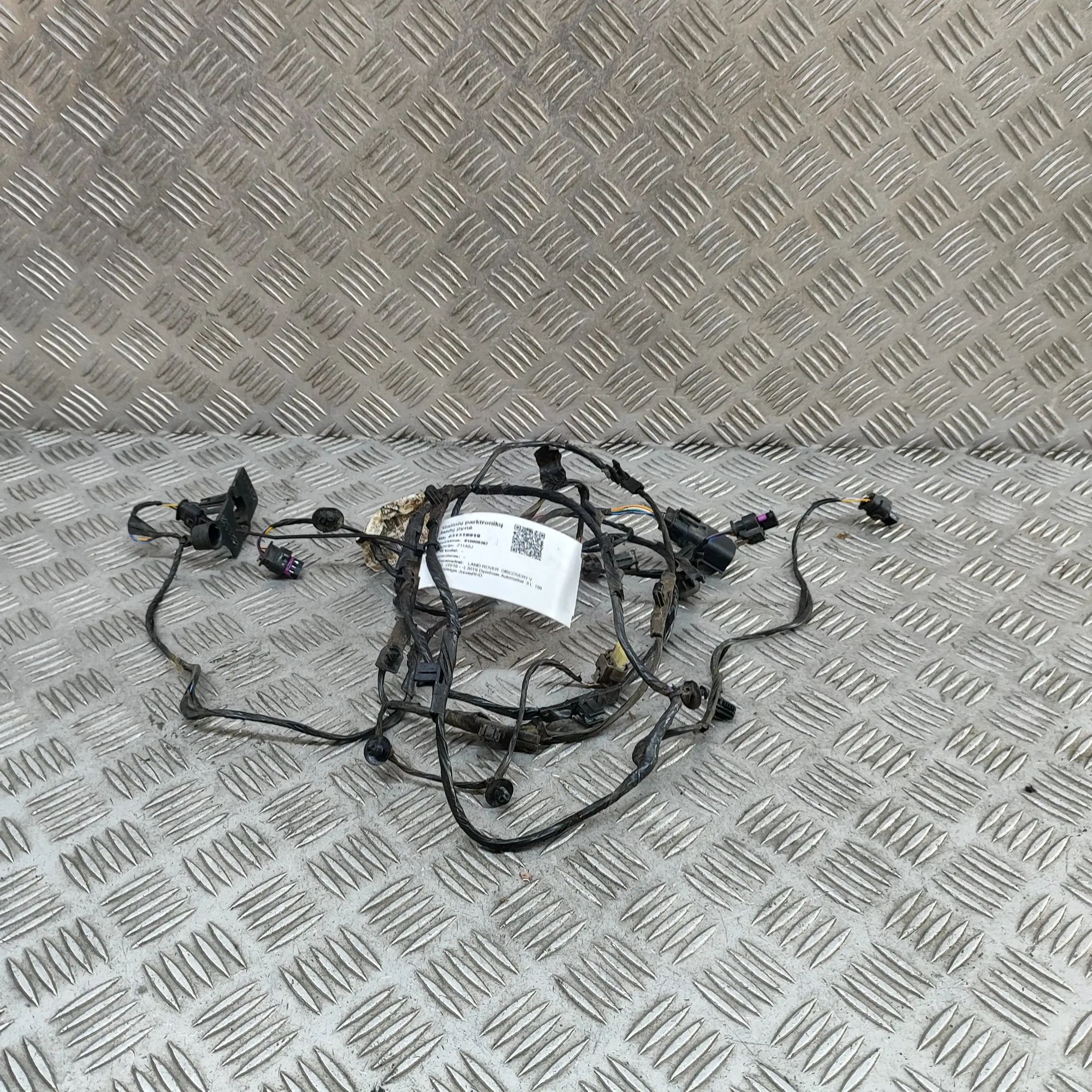 Land Rover Discovery Rear Parking Sensor Wiring Loom Rear Parking Sensor Wiring Loom — LAND ROVER DI...