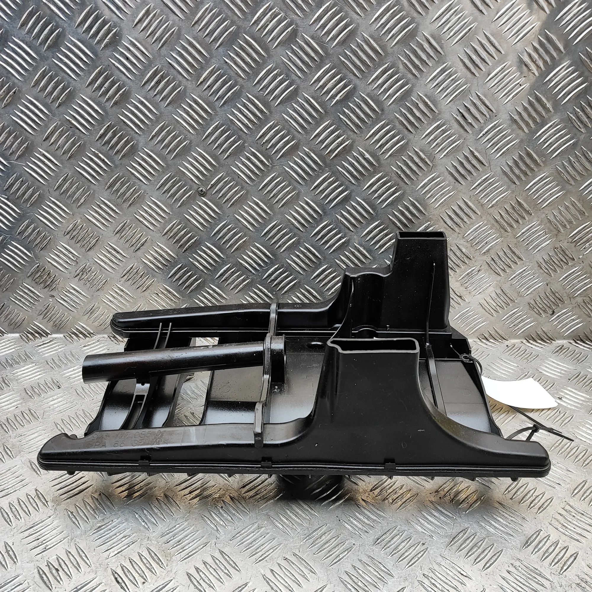 Porsche Cayenne Öljynerotin Oil separator — PORSCHE CAYENNE (9PA) (2002-201...
