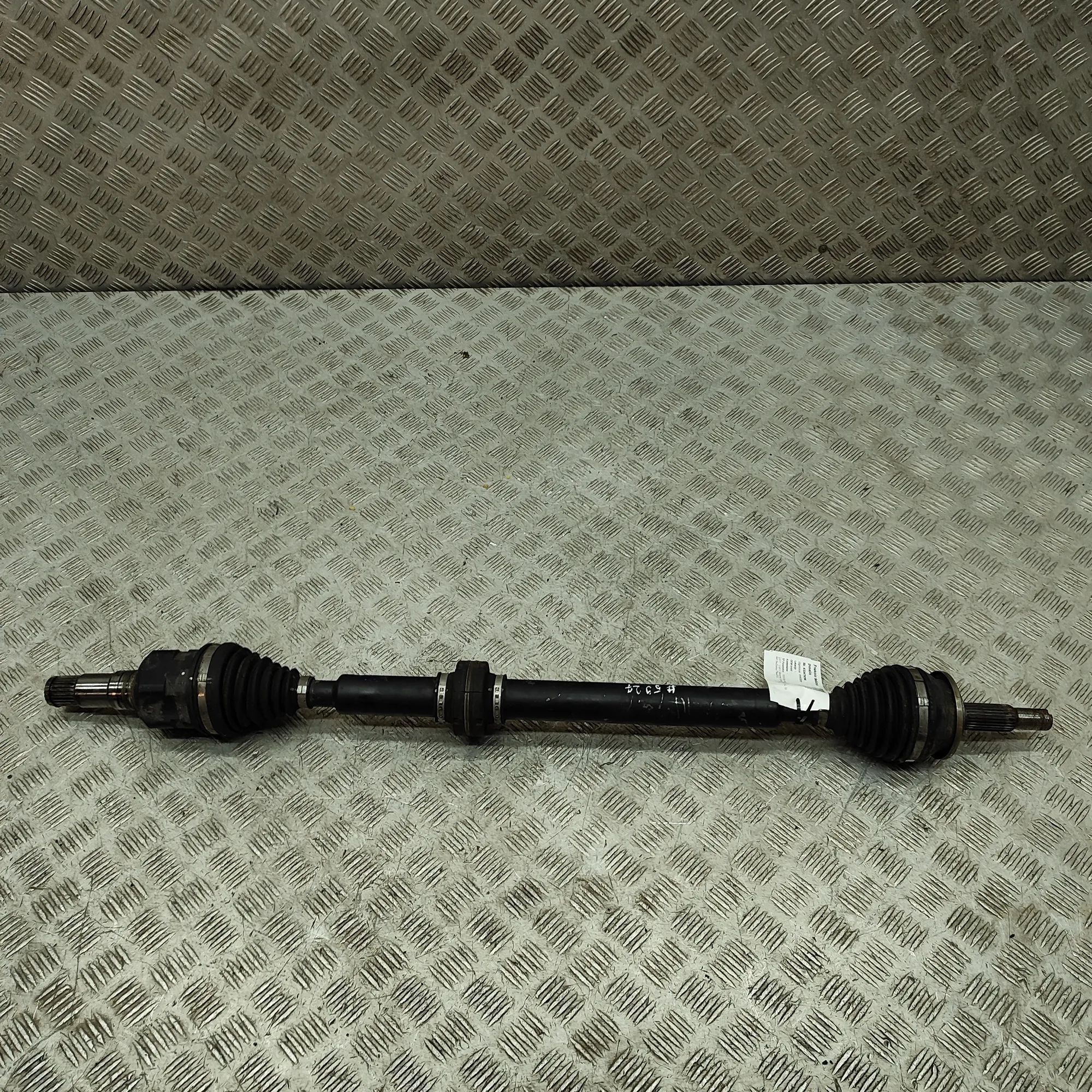 Toyota Prius+ Front Right Driveshaft Front Right Driveshaft — TOYOTA PRIUS (PLUS _W4...