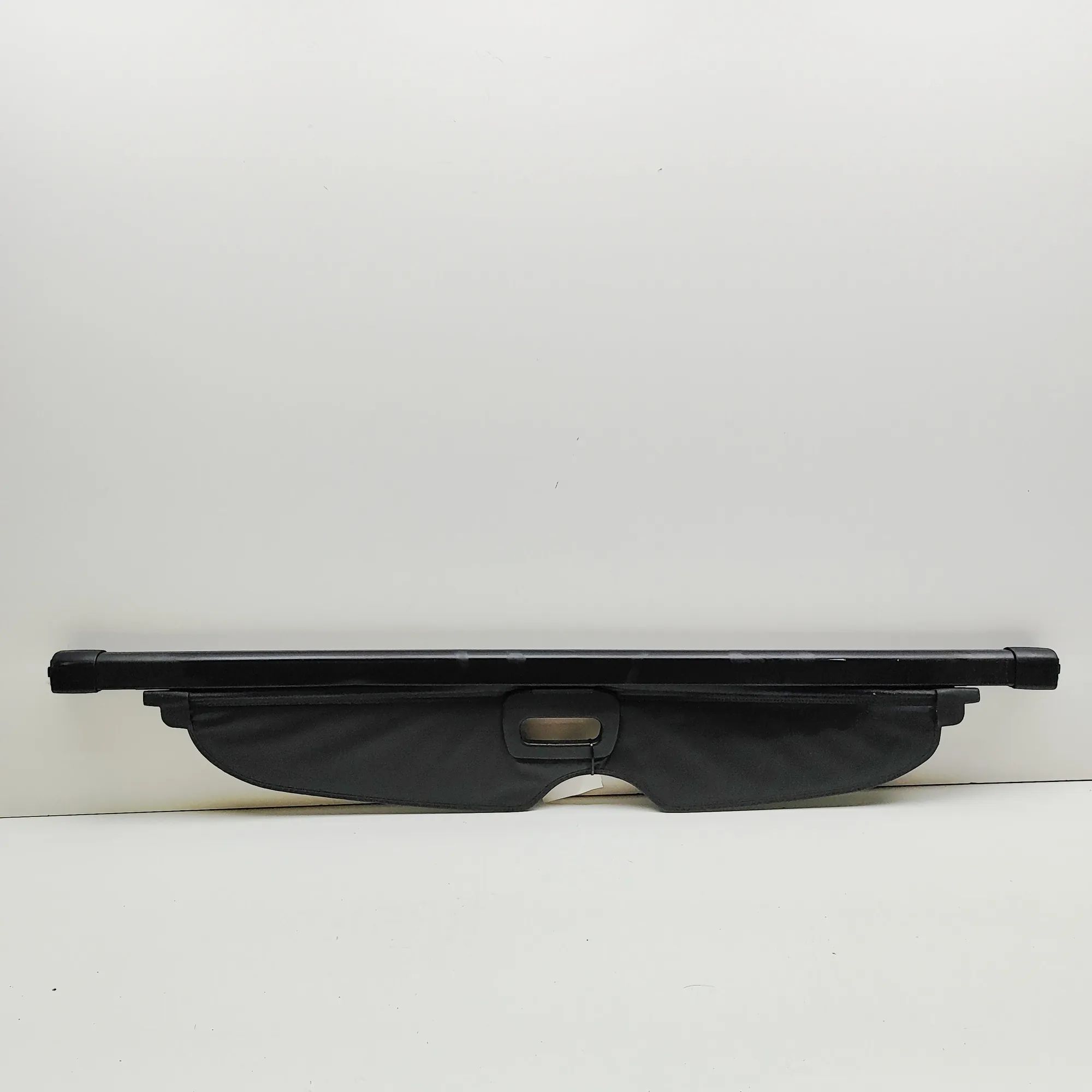 Jeep Grand Cherokee (WK) Retractable luggage cover
