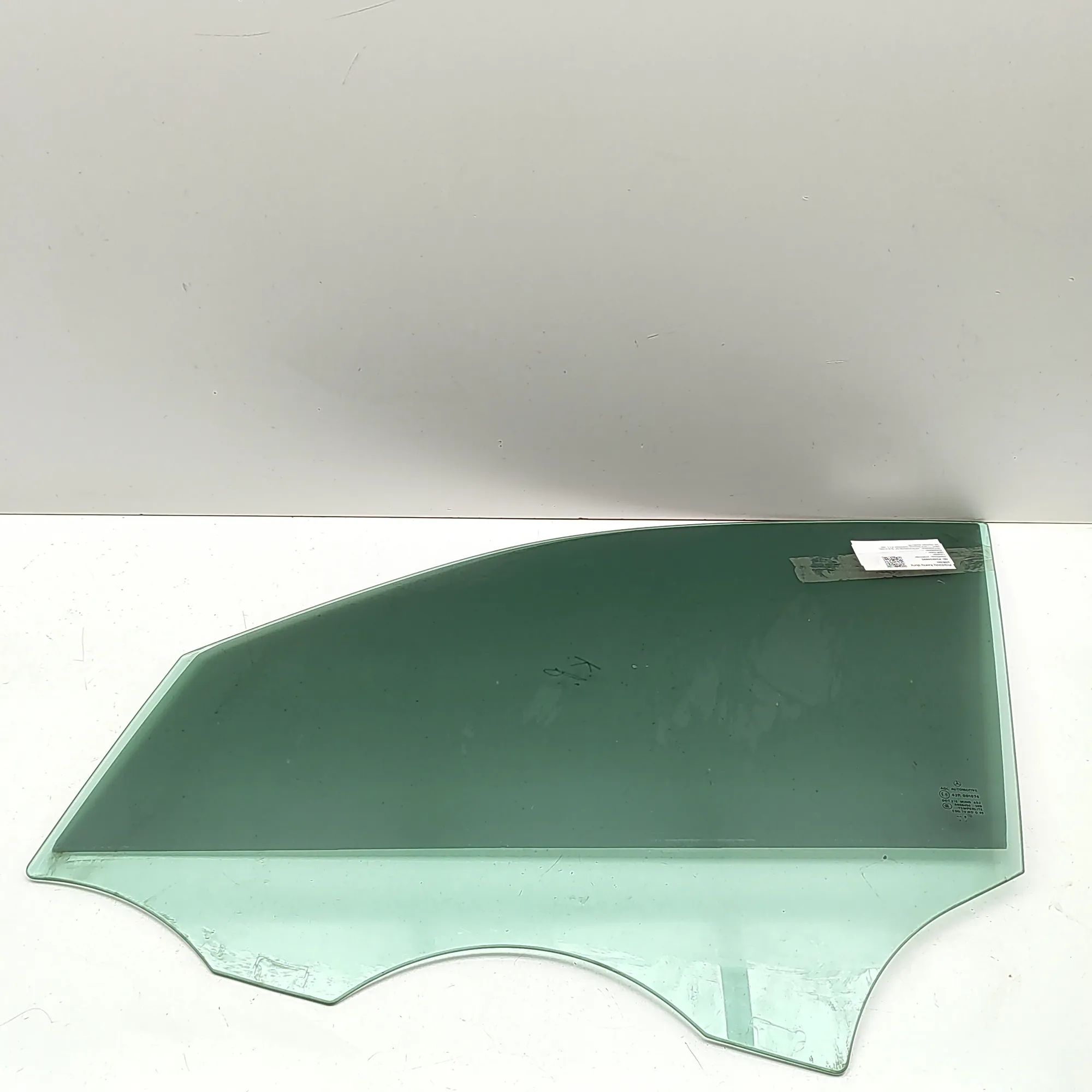 Mercedes-Benz GL / GLS (X166) Front Left Door Window Front Left Door Window — MERCEDES BENZ GLS (X16...