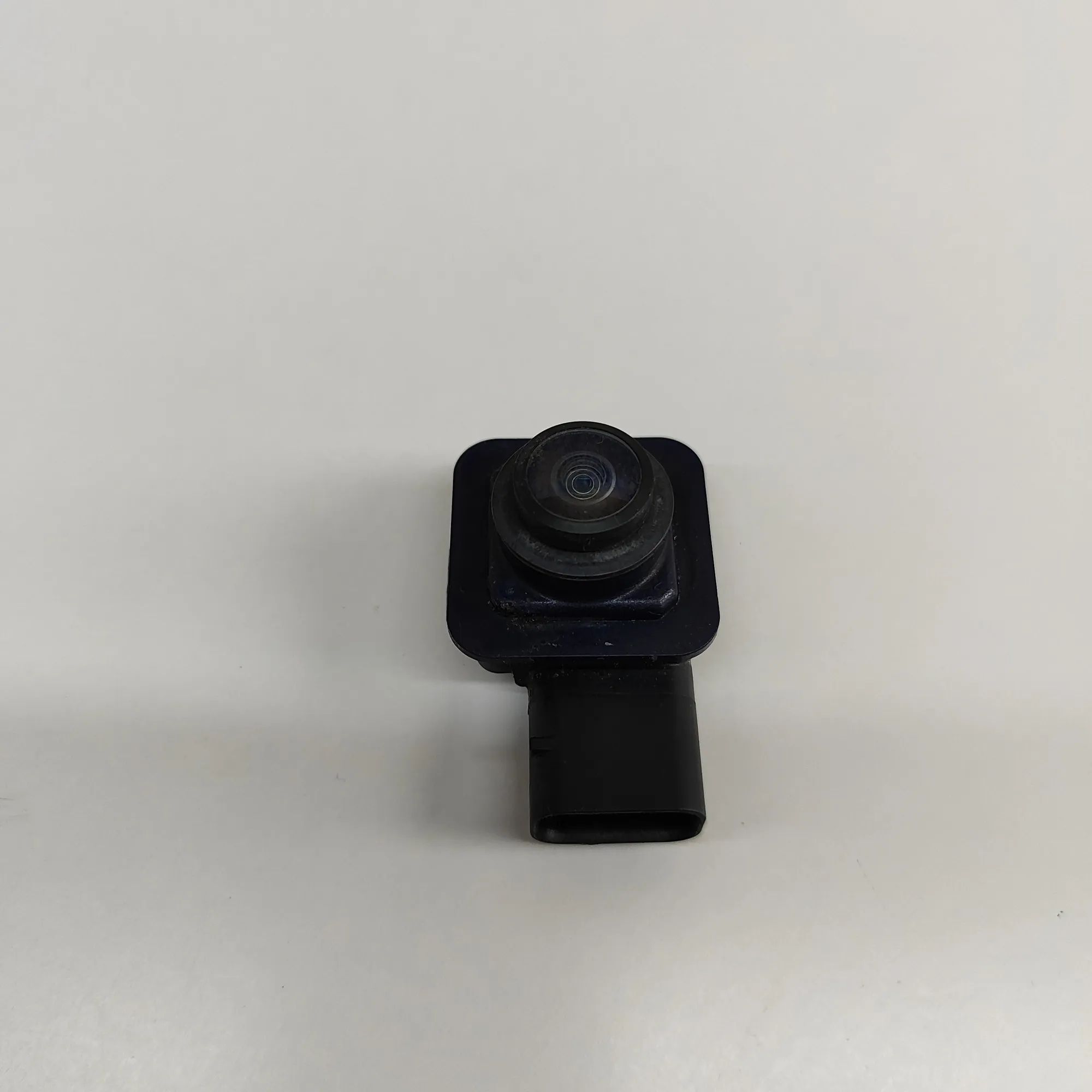Land Rover Range Rover Evoque Rear View Camera Rear View Camera — LAND ROVER RANGE ROVER EVOQU...