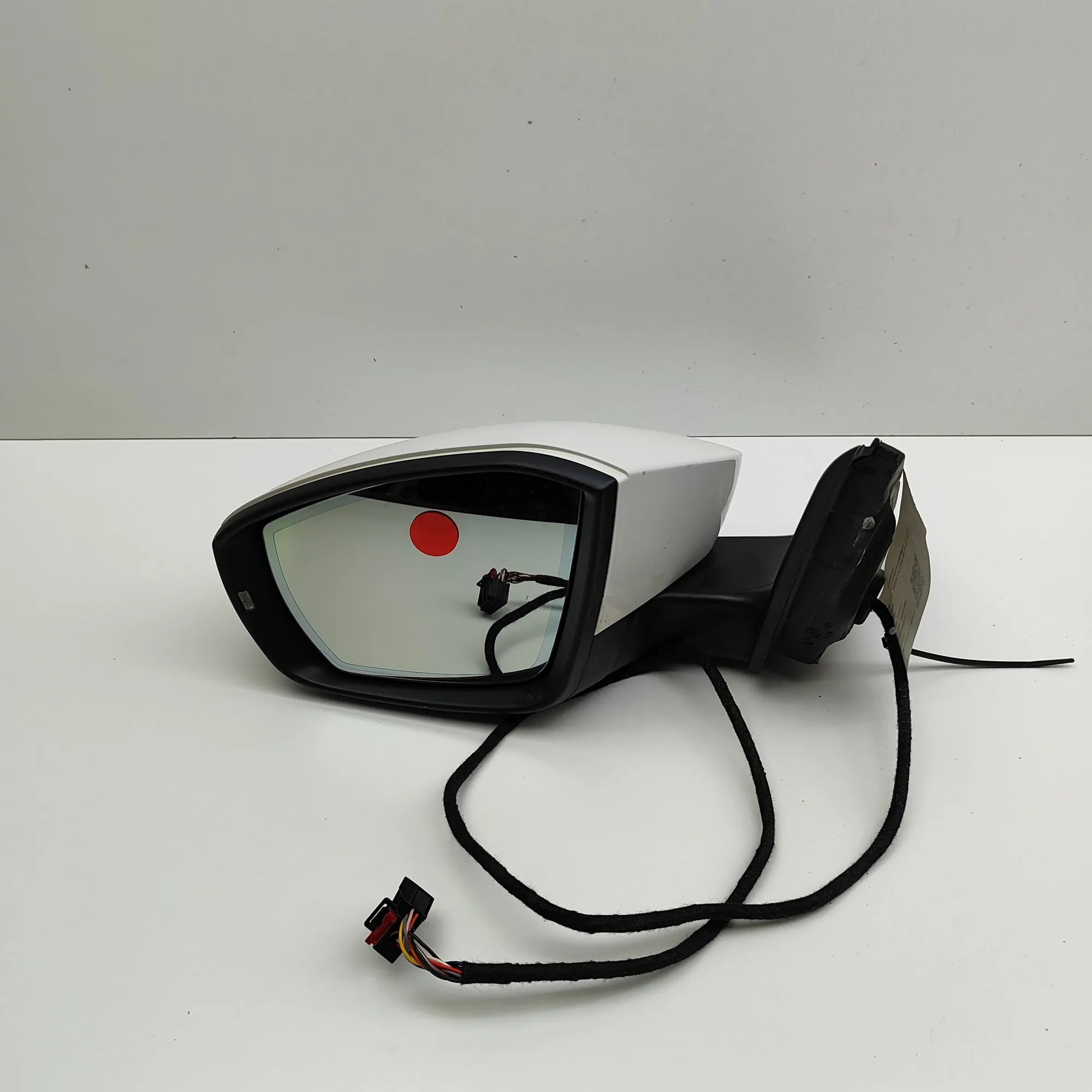 Skoda Octavia Left Side Wing Mirror Left Side Wing Mirror — SKODA OCTAVIA (III Comb...