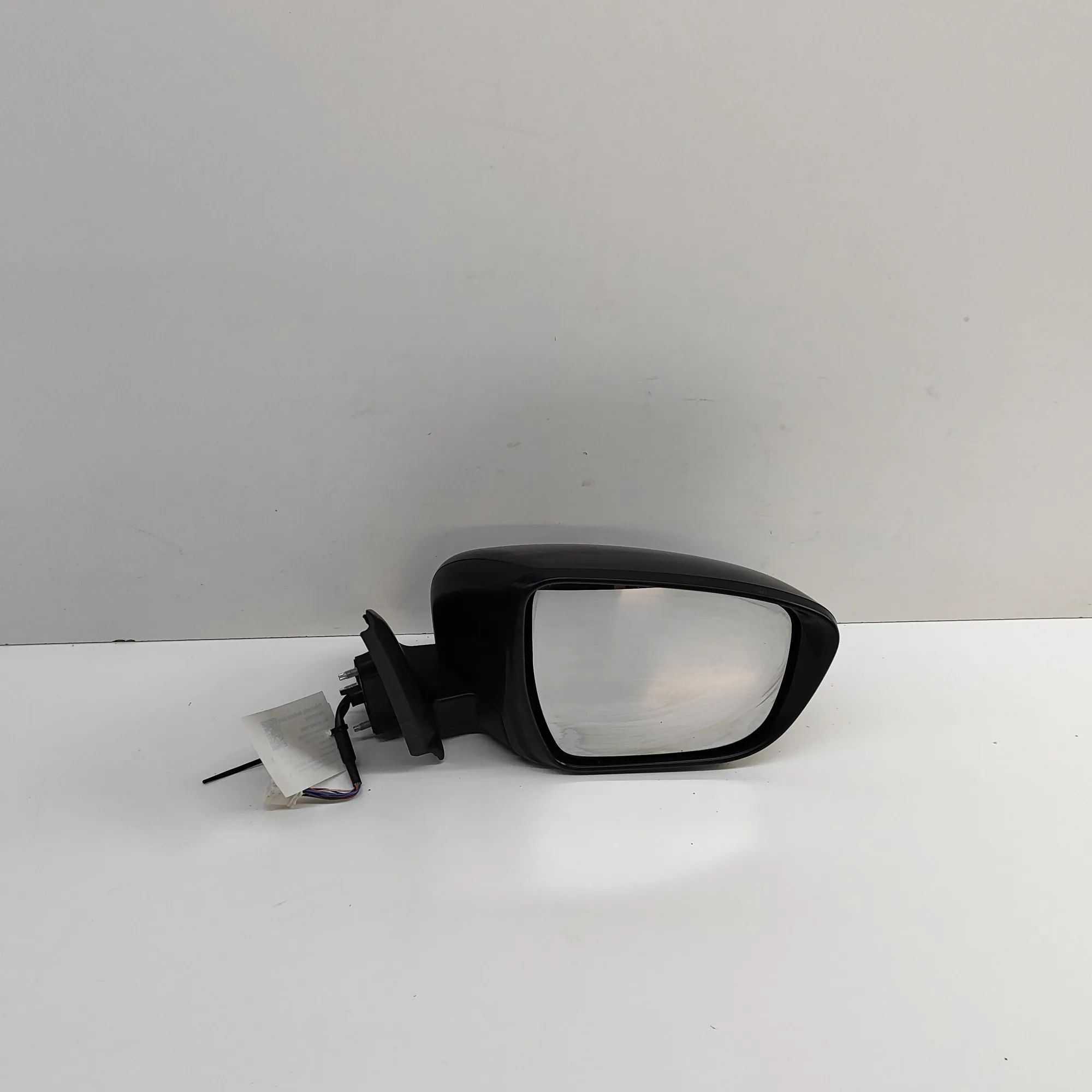Nissan Juke Right Side Wing Mirror Right Side Wing Mirror — NISSAN JUKE (F15) (201...