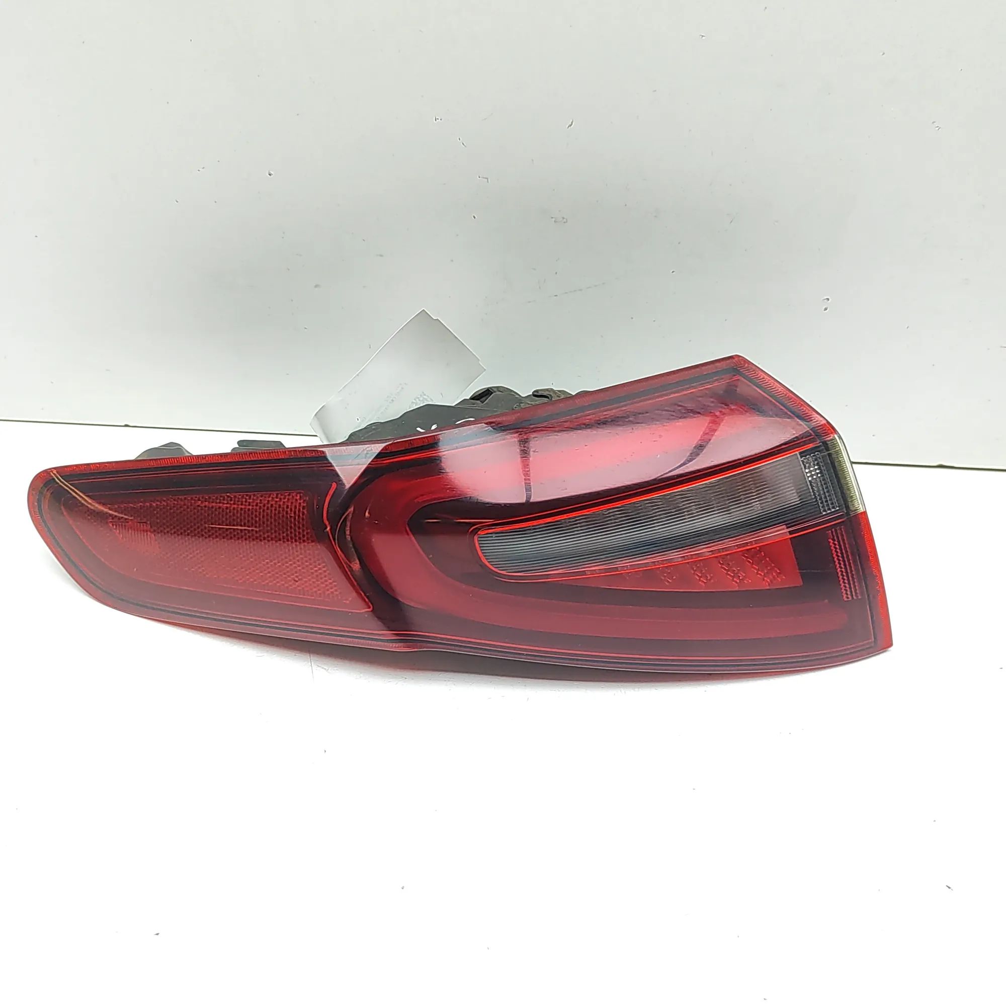 Alfa-Romeo Stelvio Rear Left Tail Light Rear Left Tail Light — ALFA ROMEO STELVIO (949_...
