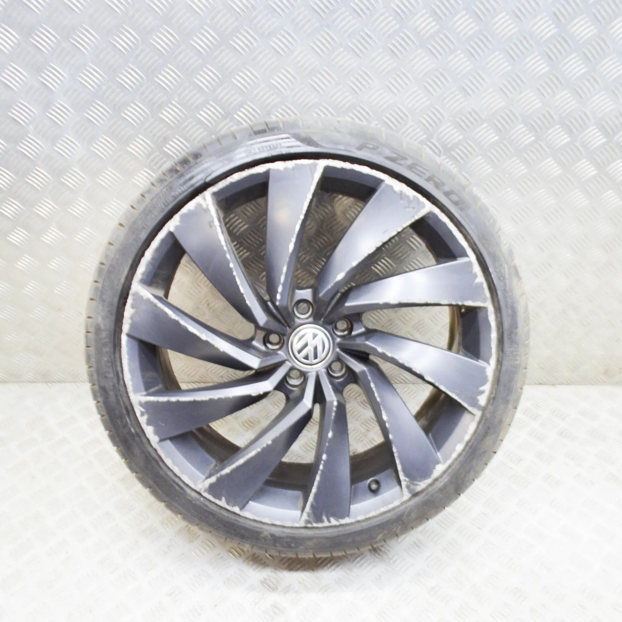 Volkswagen Arteon Alloy Wheel Alloy wheel — VW ARTEON (3H7) (2017-...) — 3G86...