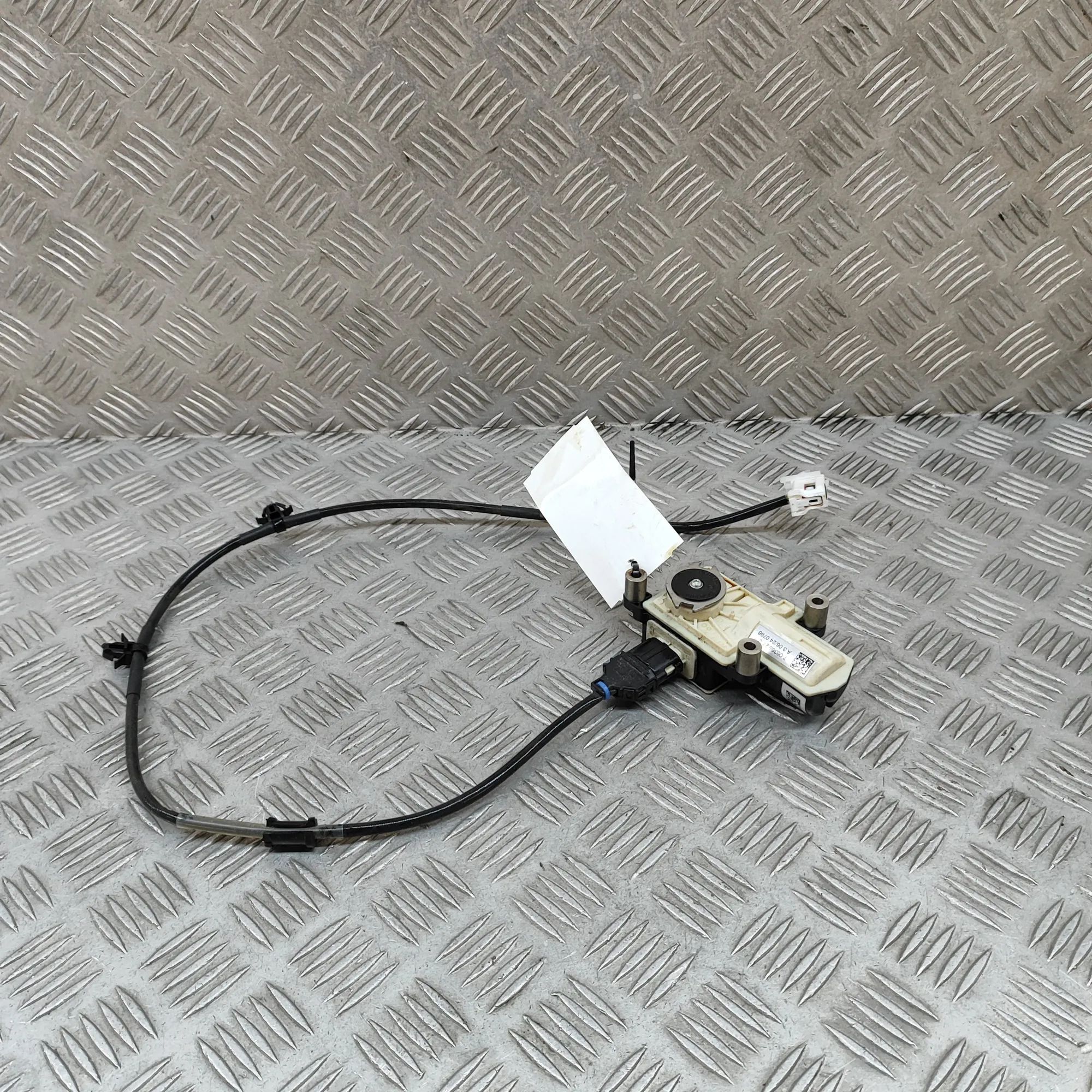 Mazda CX-5 (KF) Exhaust Valve Motor Exhaust Valve Motor — MAZDA CX-5 (KF) (2016-......
