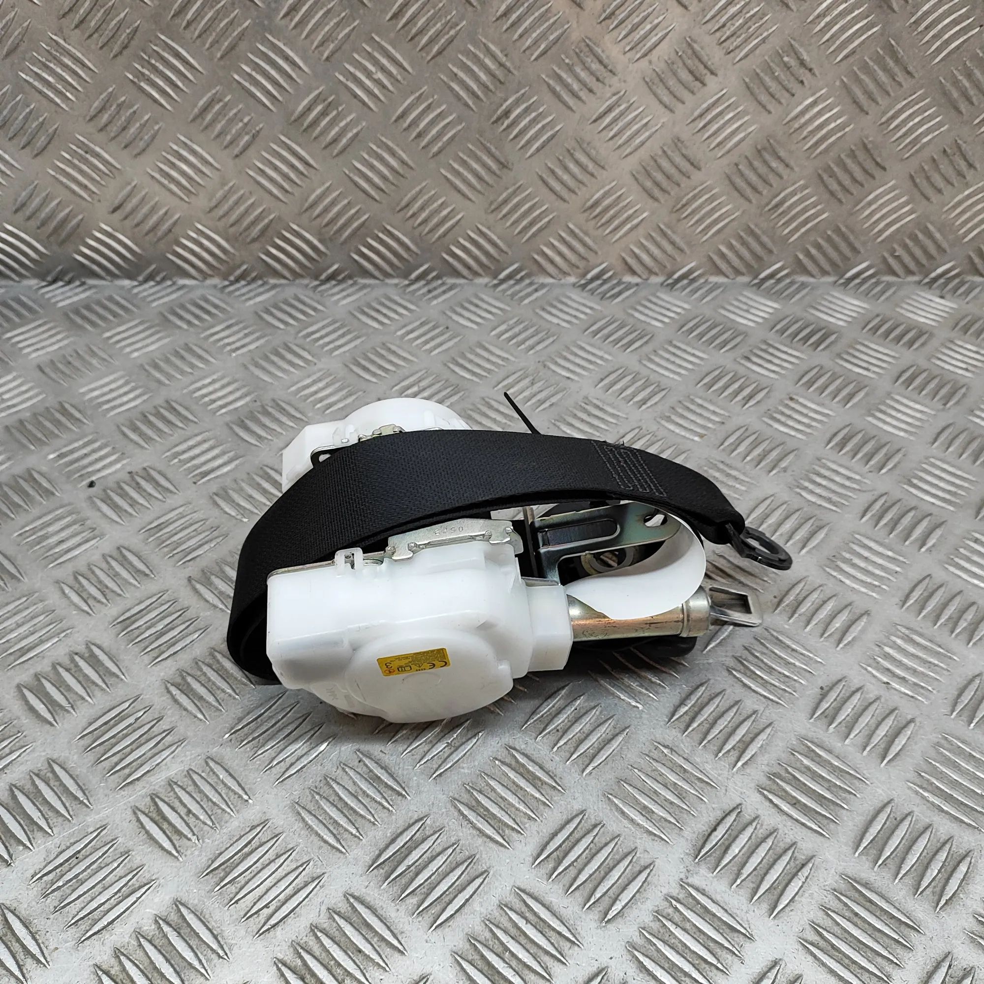 Lexus RX Front Left Seatbelt Front Left Seatbelt — LEXUS RX (_LA1_, _LH1_) (...