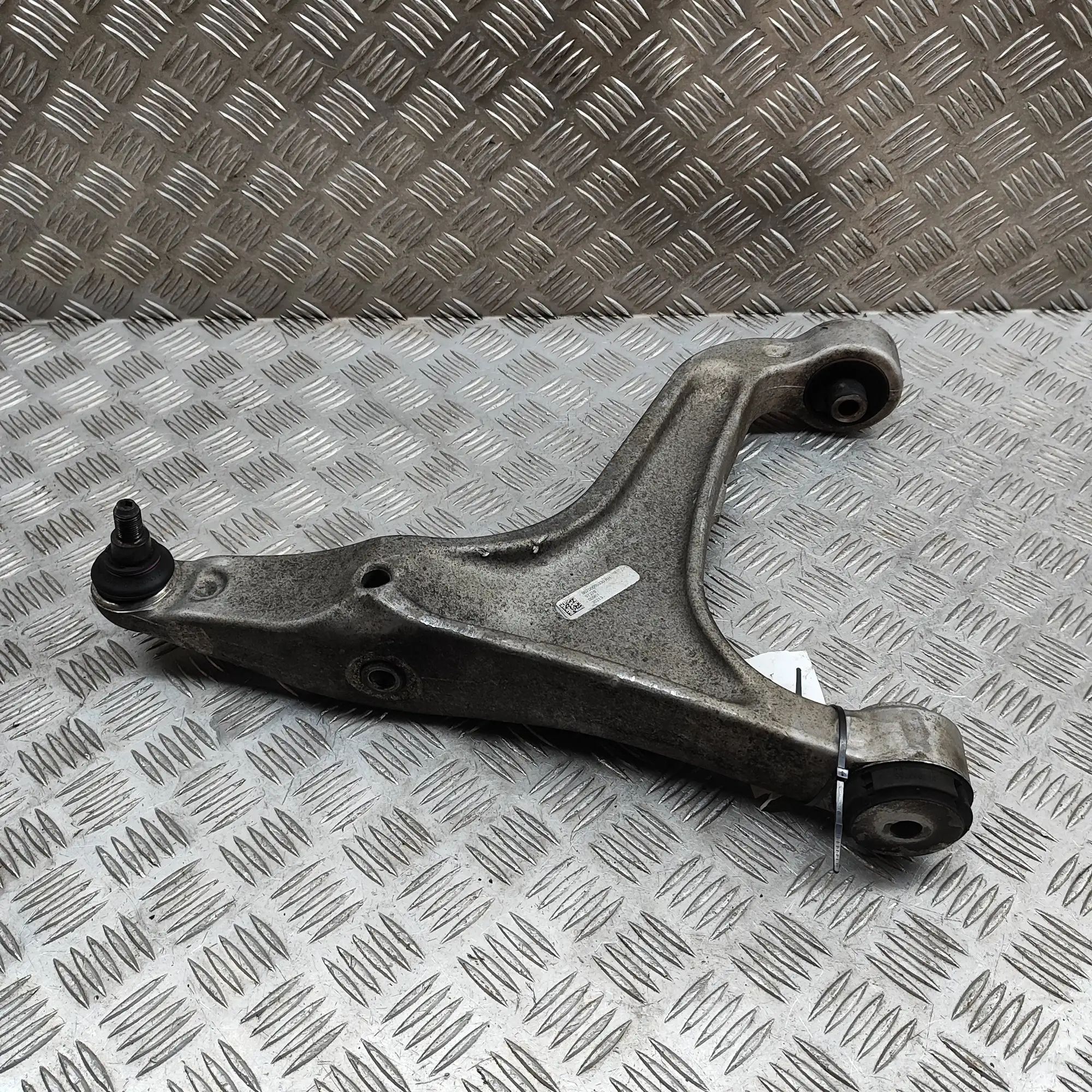 Maserati Quattroporte Front Right Lower Control Arm Front Right Lower Control Arm — MASERATI QUATTR...
