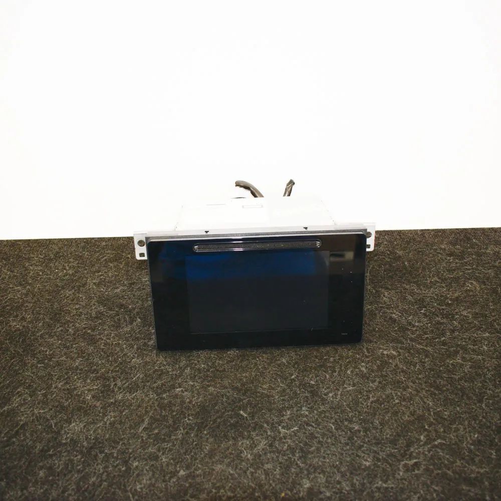 Toyota Prius+ Radio / CD / navigation head unit Radio / CD / navigation head unit — TOYOTA PRIU...