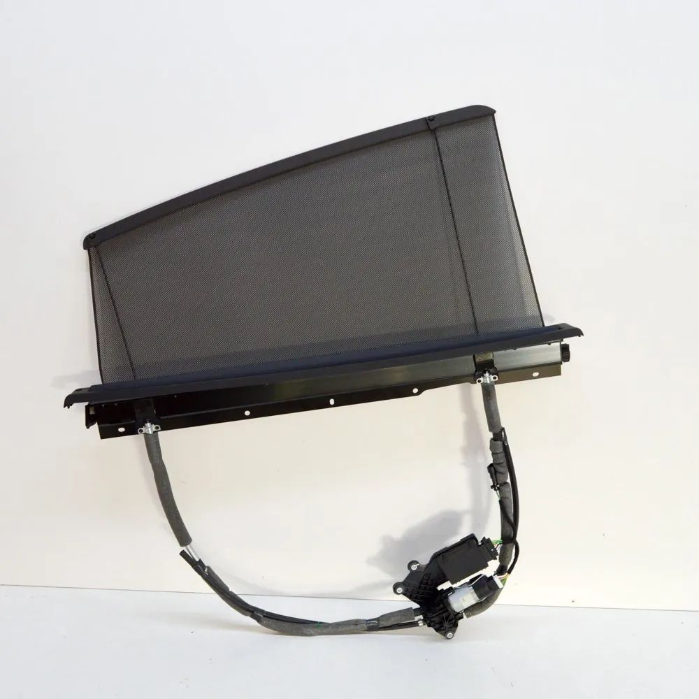 Maserati Quattroporte Rear Right Door Sun Blind Roller Rear Right Door Sun Blind Roller — MASERATI QUA...