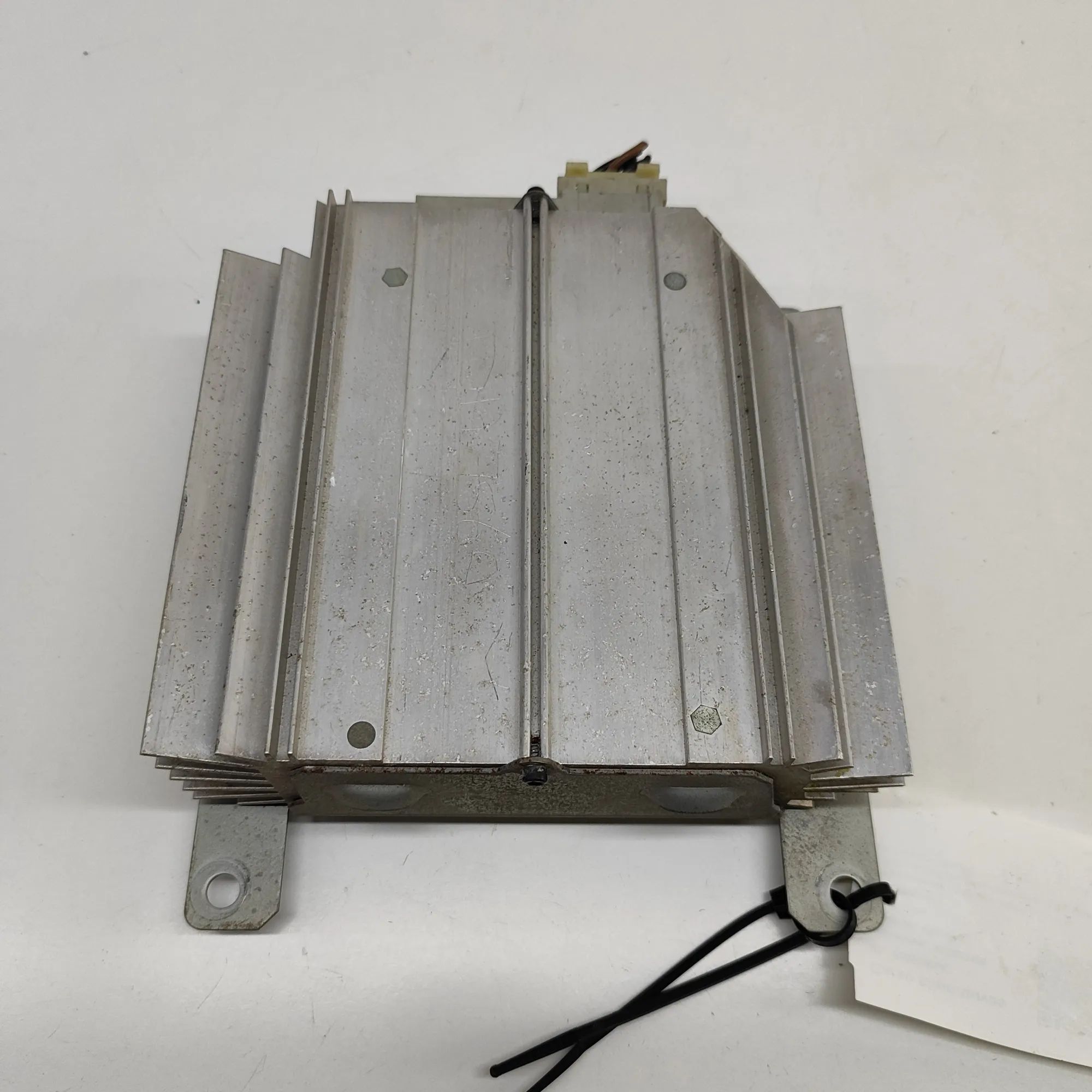Nissan Titan Sound amplifier Sound amplifier — NISSAN TITAN (2003-...) — 280...